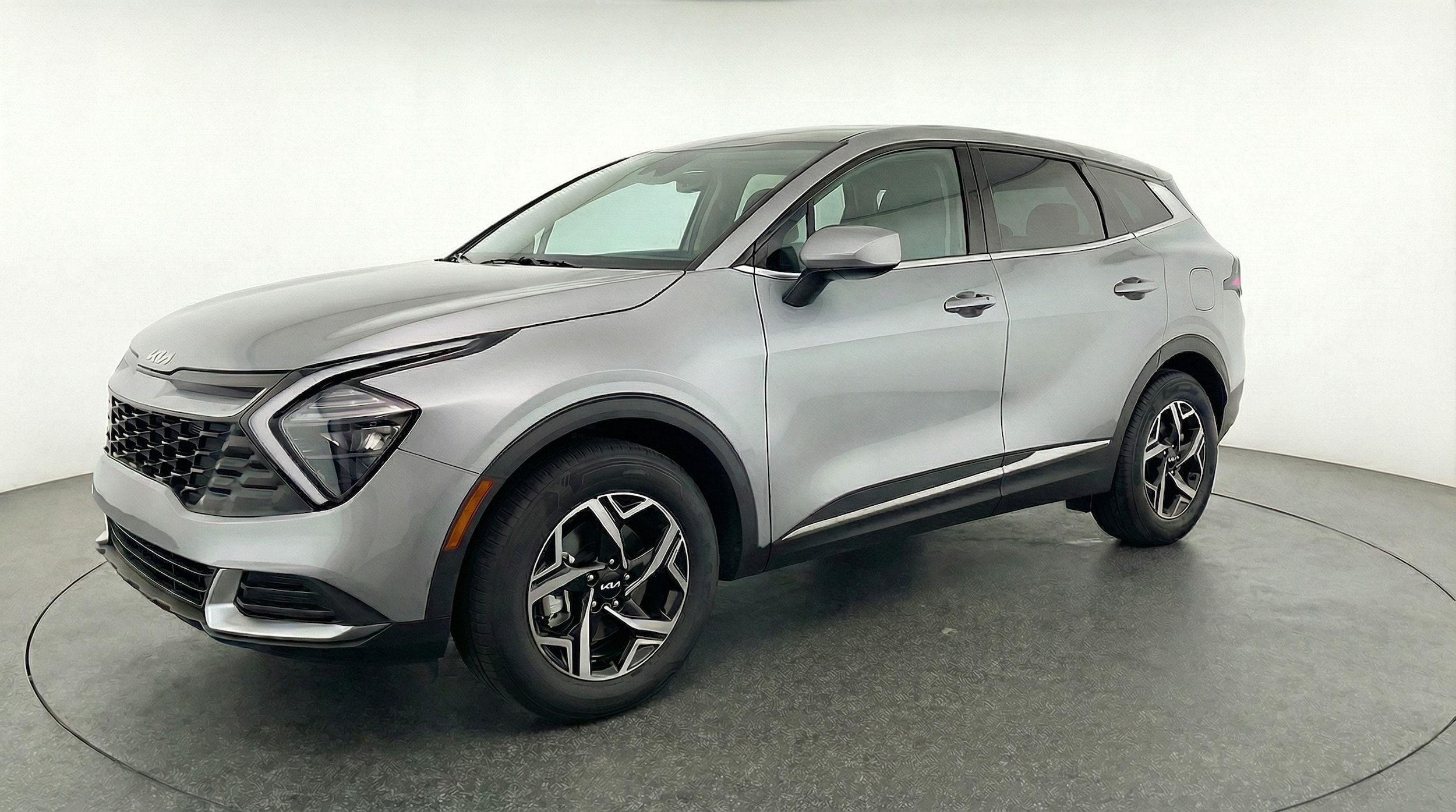 Thumbnail: 2025 Kia Sportage - 3