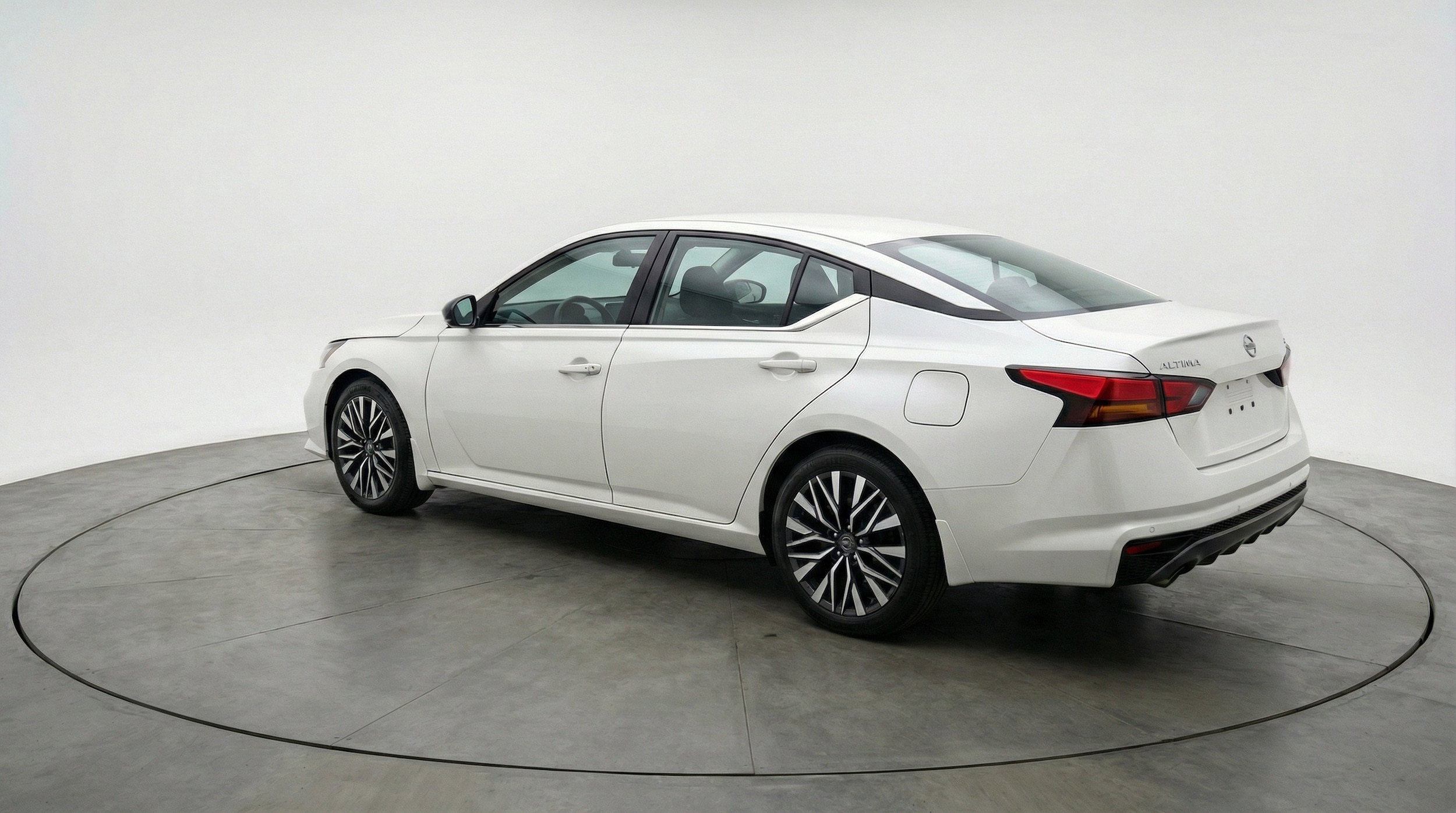 Thumbnail: 2025 Nissan Altima - 6