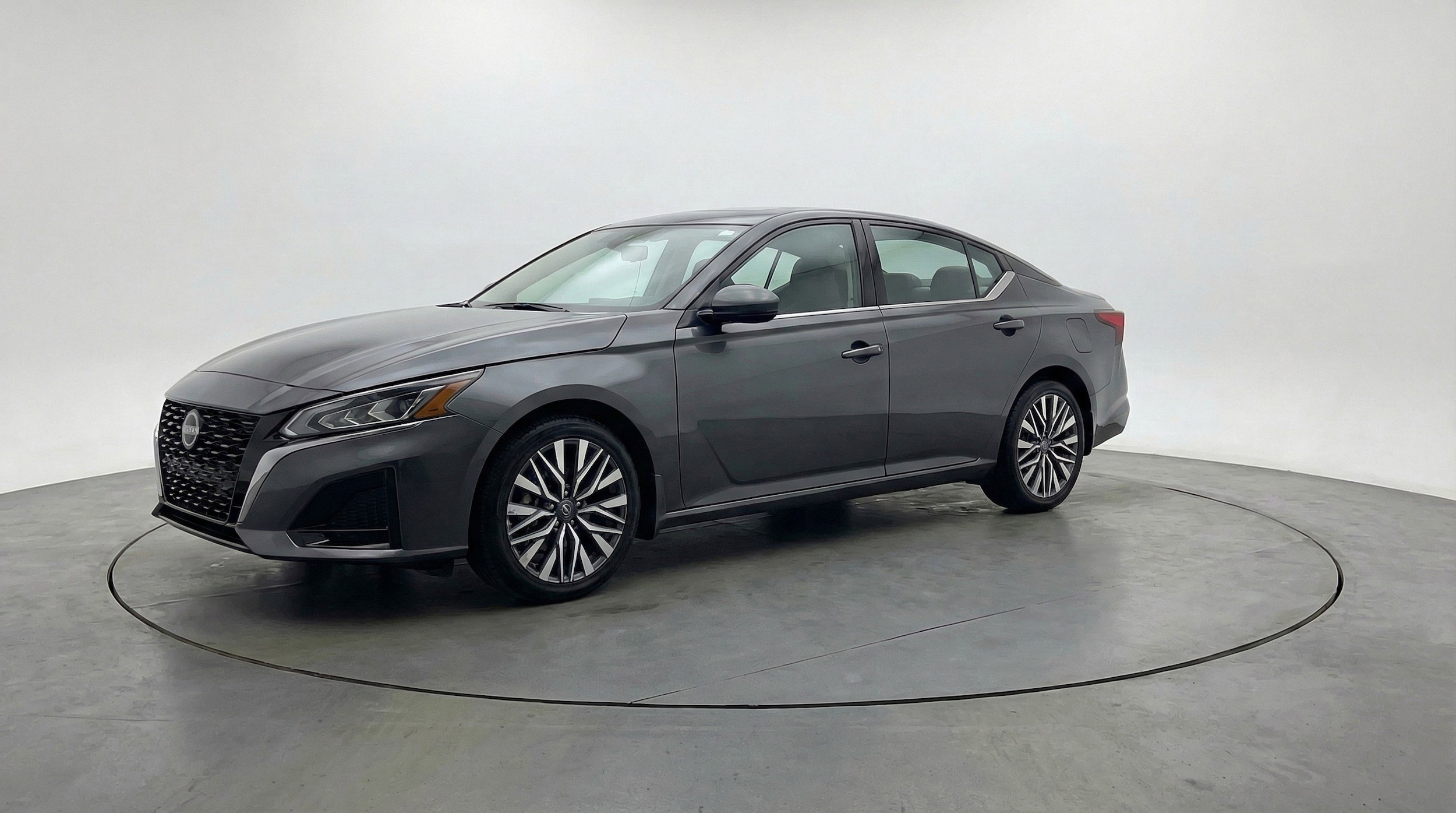 Thumbnail: 2025 Nissan Altima - 3