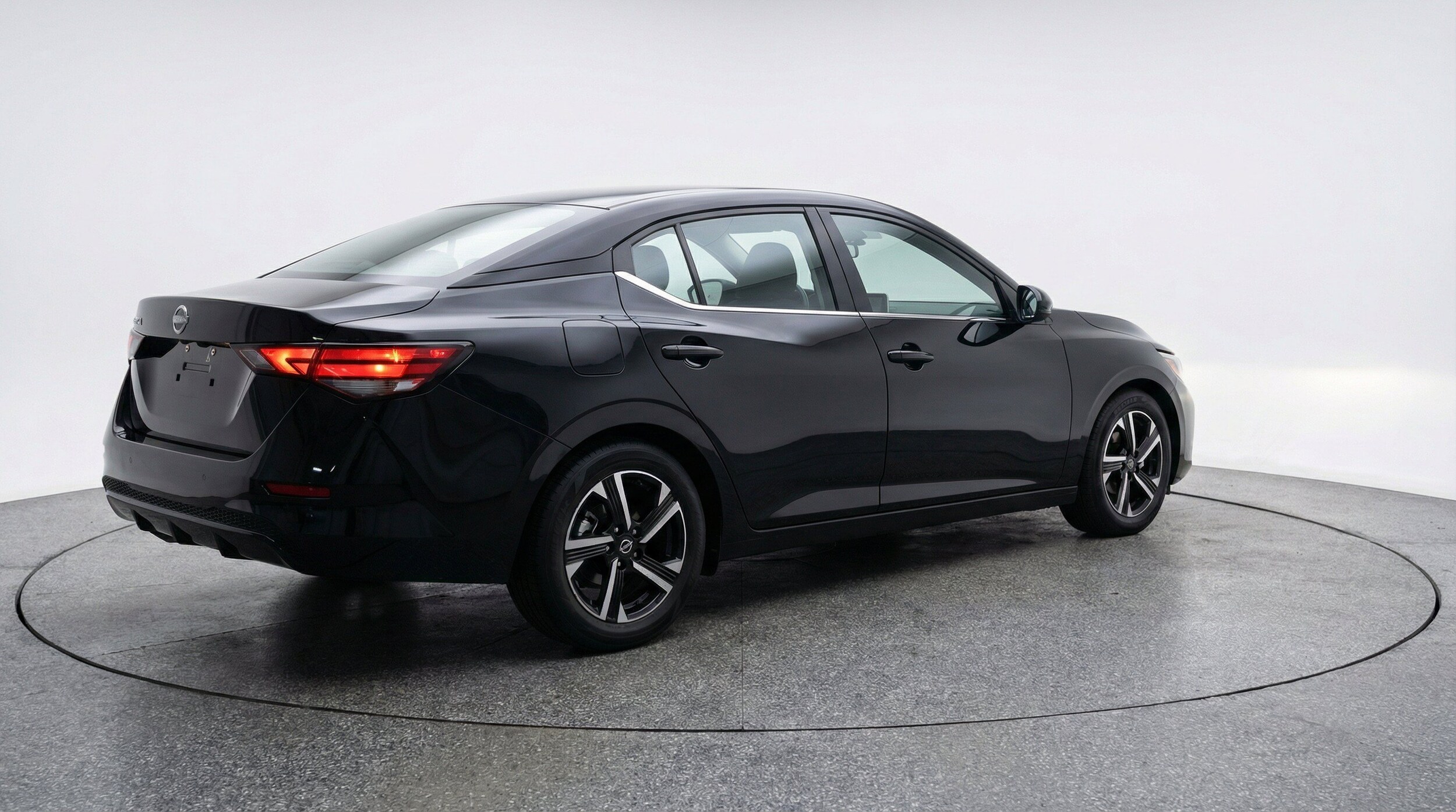 Thumbnail: 2025 Nissan Sentra - 9