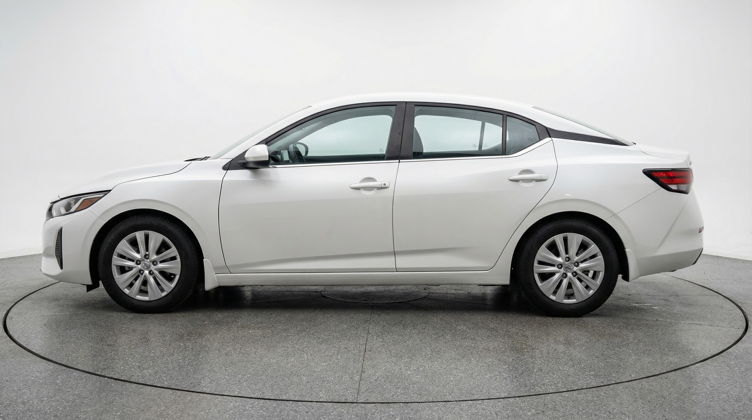 Thumbnail: 2025 Nissan Sentra - 4