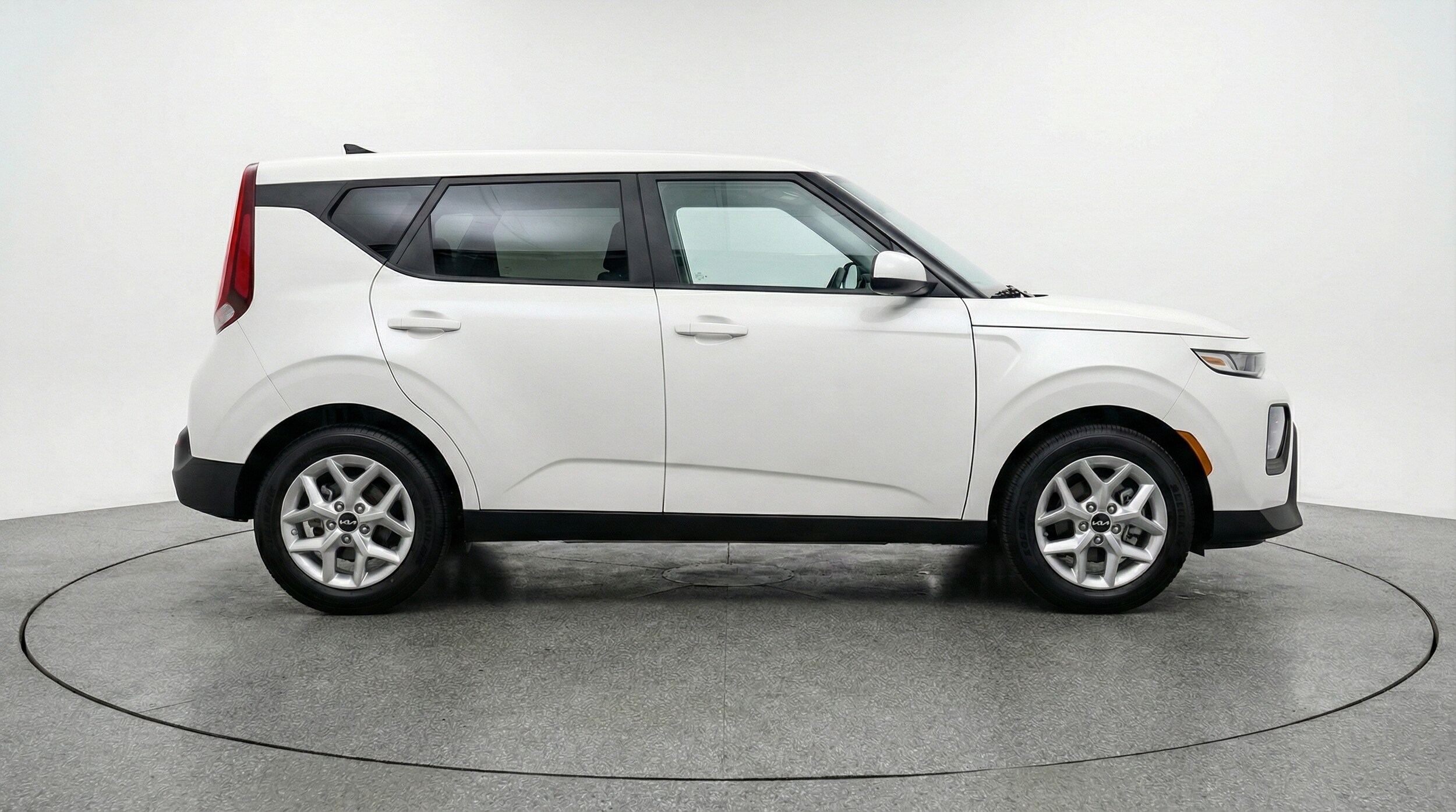 Thumbnail: 2025 Kia Soul - 8