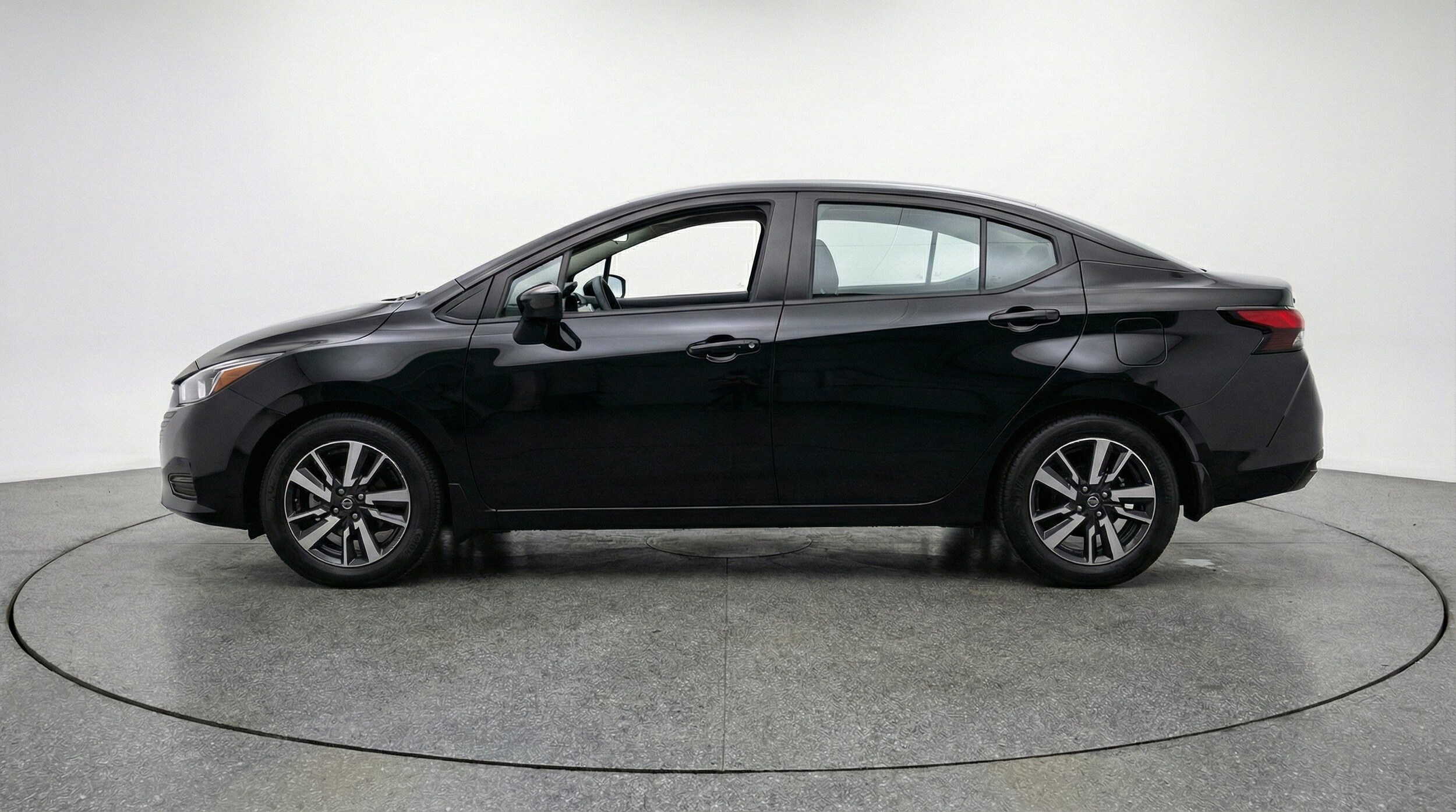 Thumbnail: 2025 Nissan Versa - 5