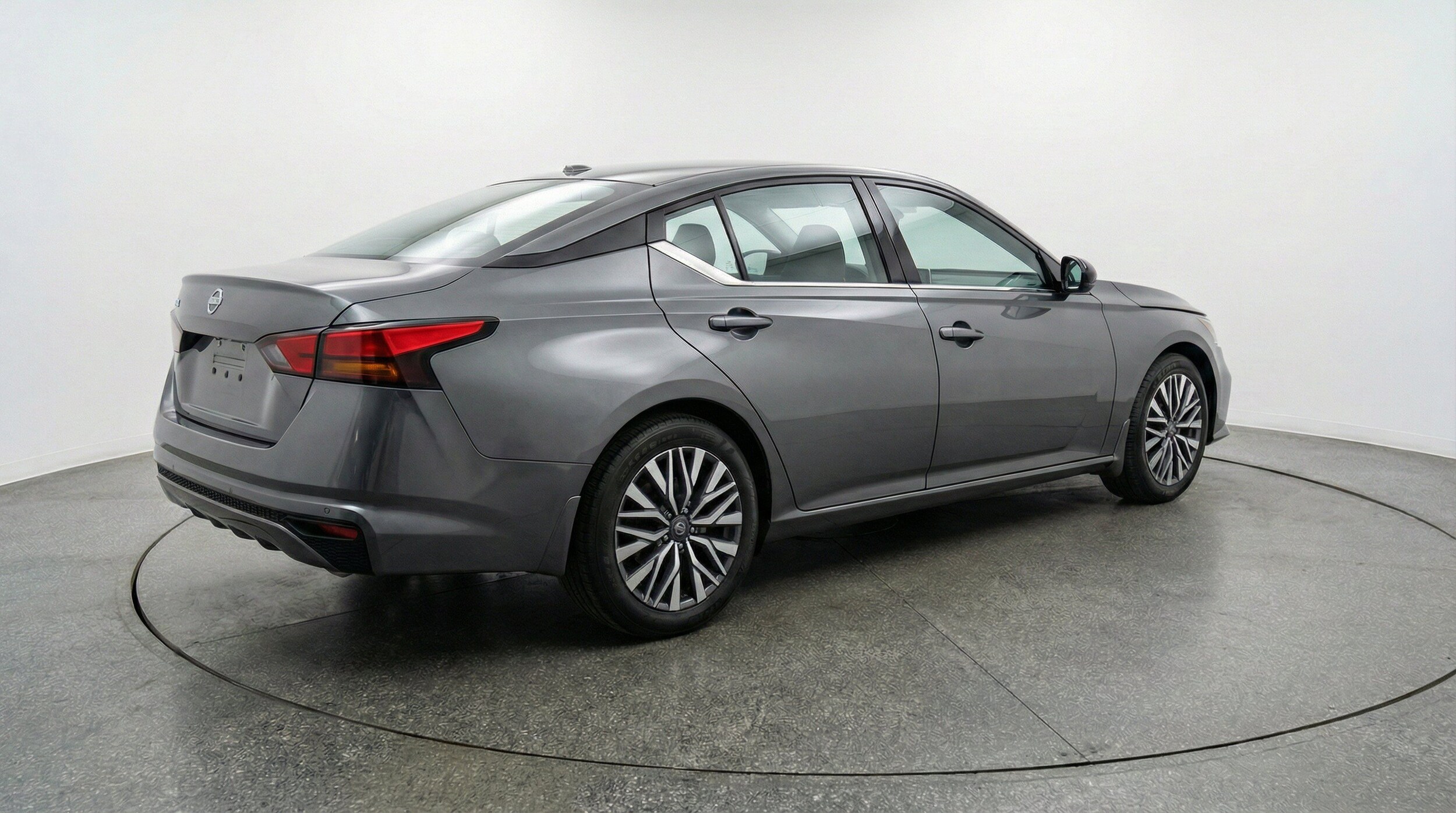 Thumbnail: 2025 Nissan Altima - 9