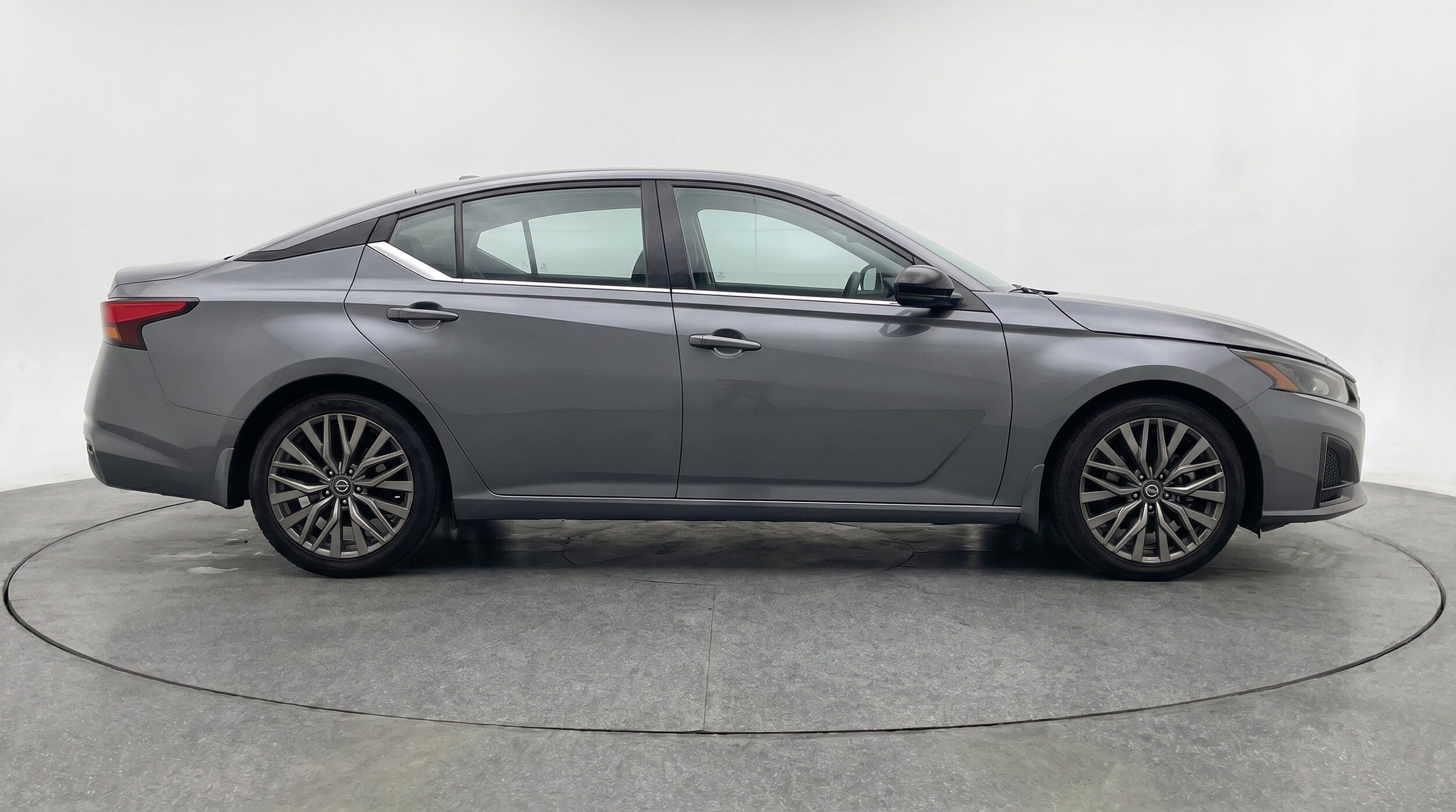 Thumbnail: 2025 Nissan Altima - 11