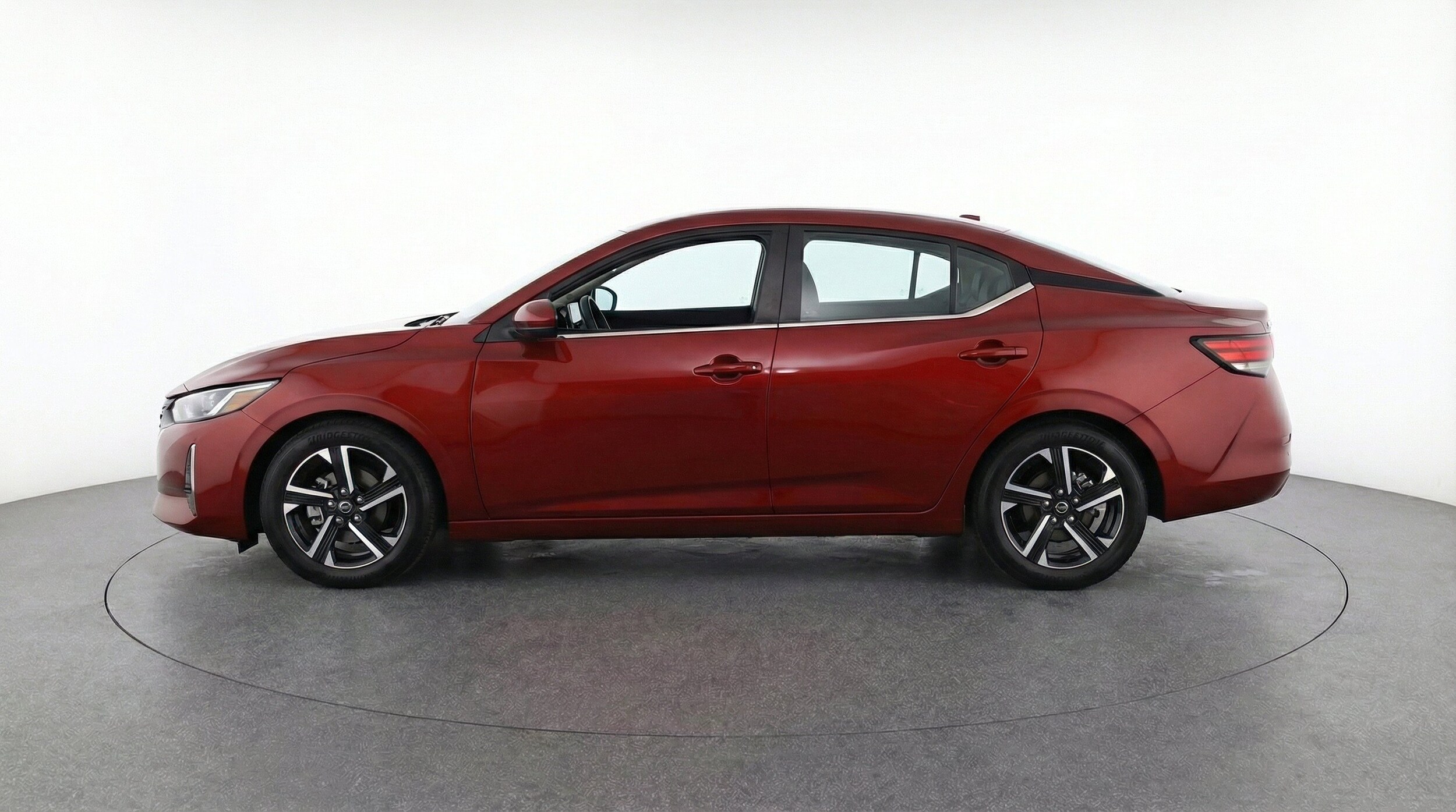 Thumbnail: 2025 Nissan Sentra - 5