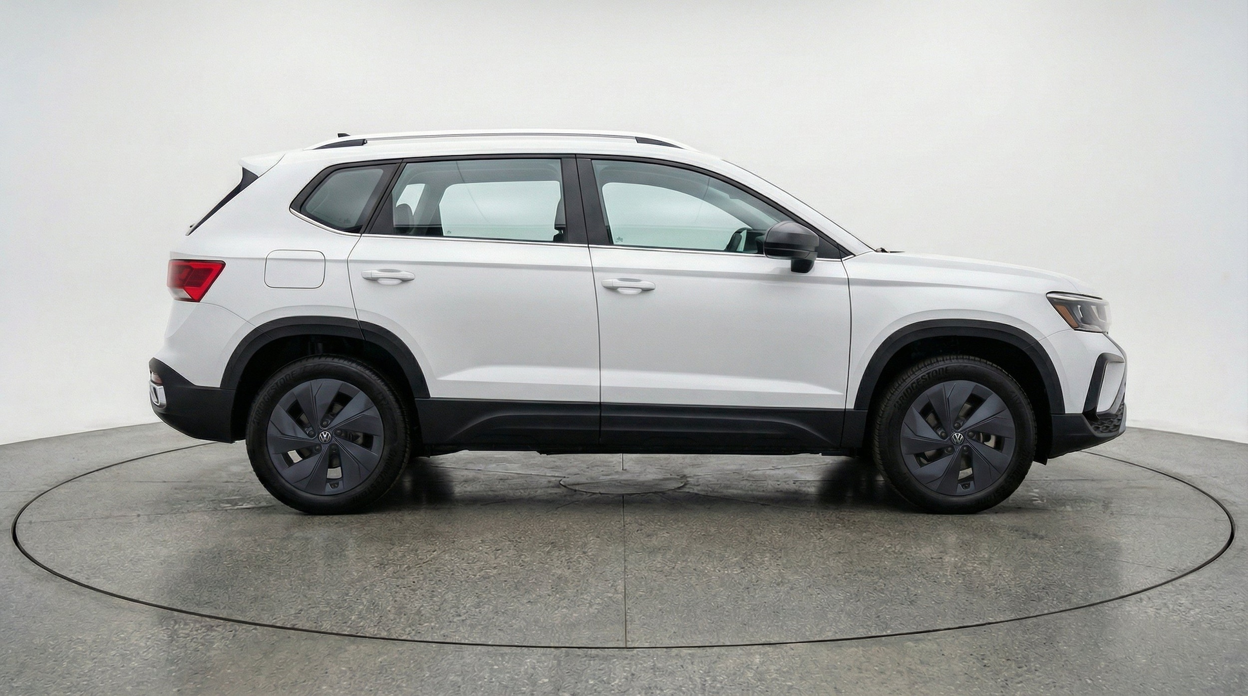 Thumbnail: 2026 Volkswagen Taos - 11