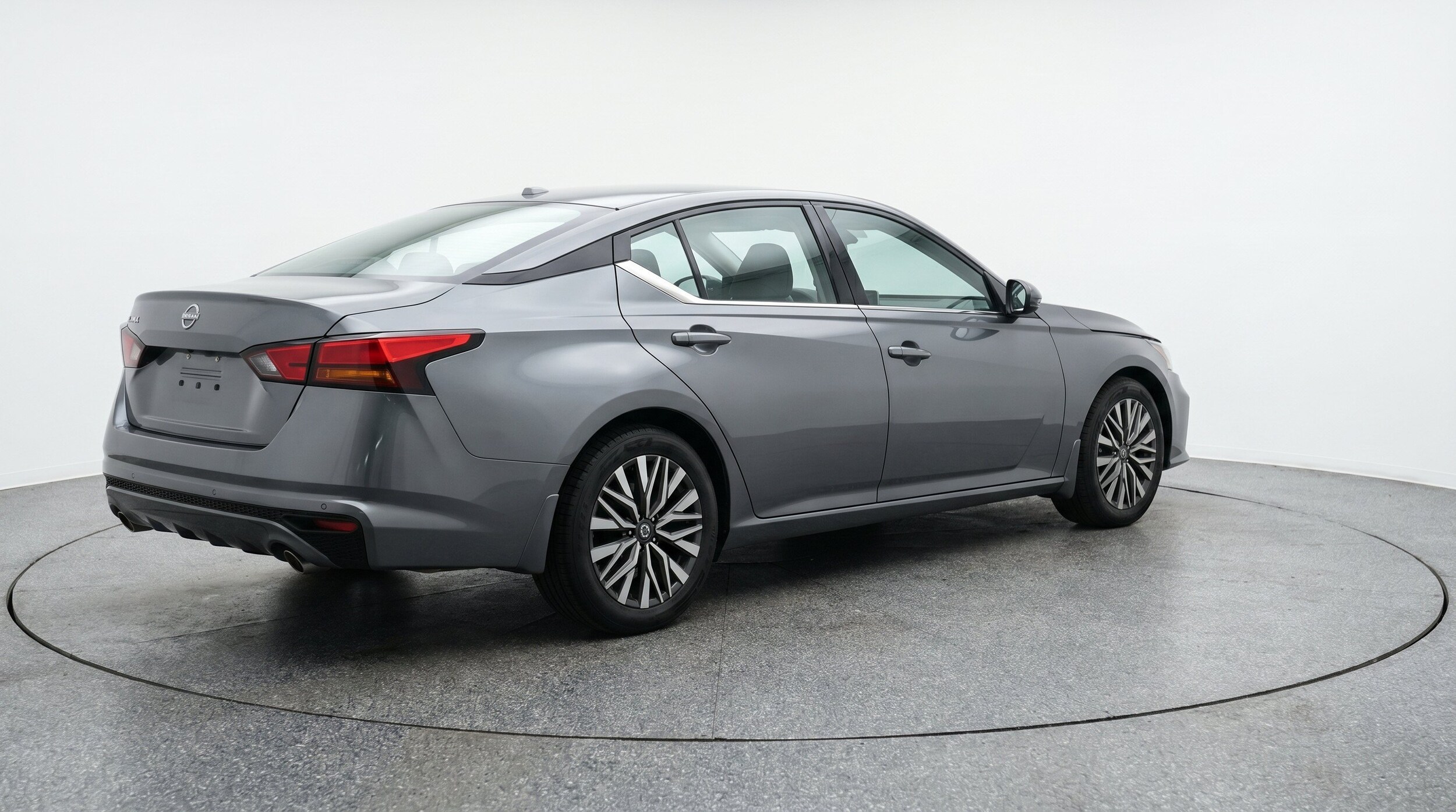 Thumbnail: 2025 Nissan Altima - 9