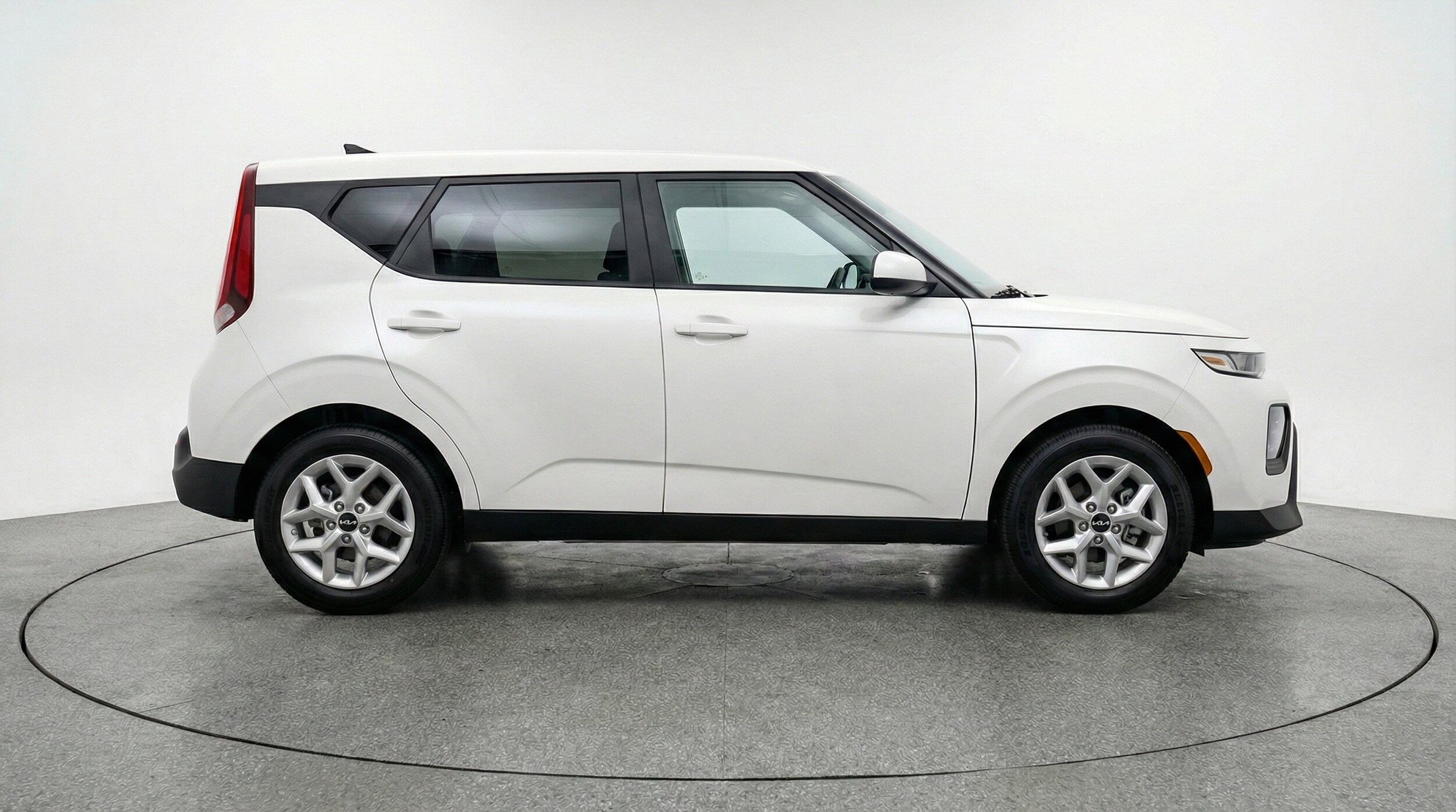 Thumbnail: 2025 Kia Soul - 11