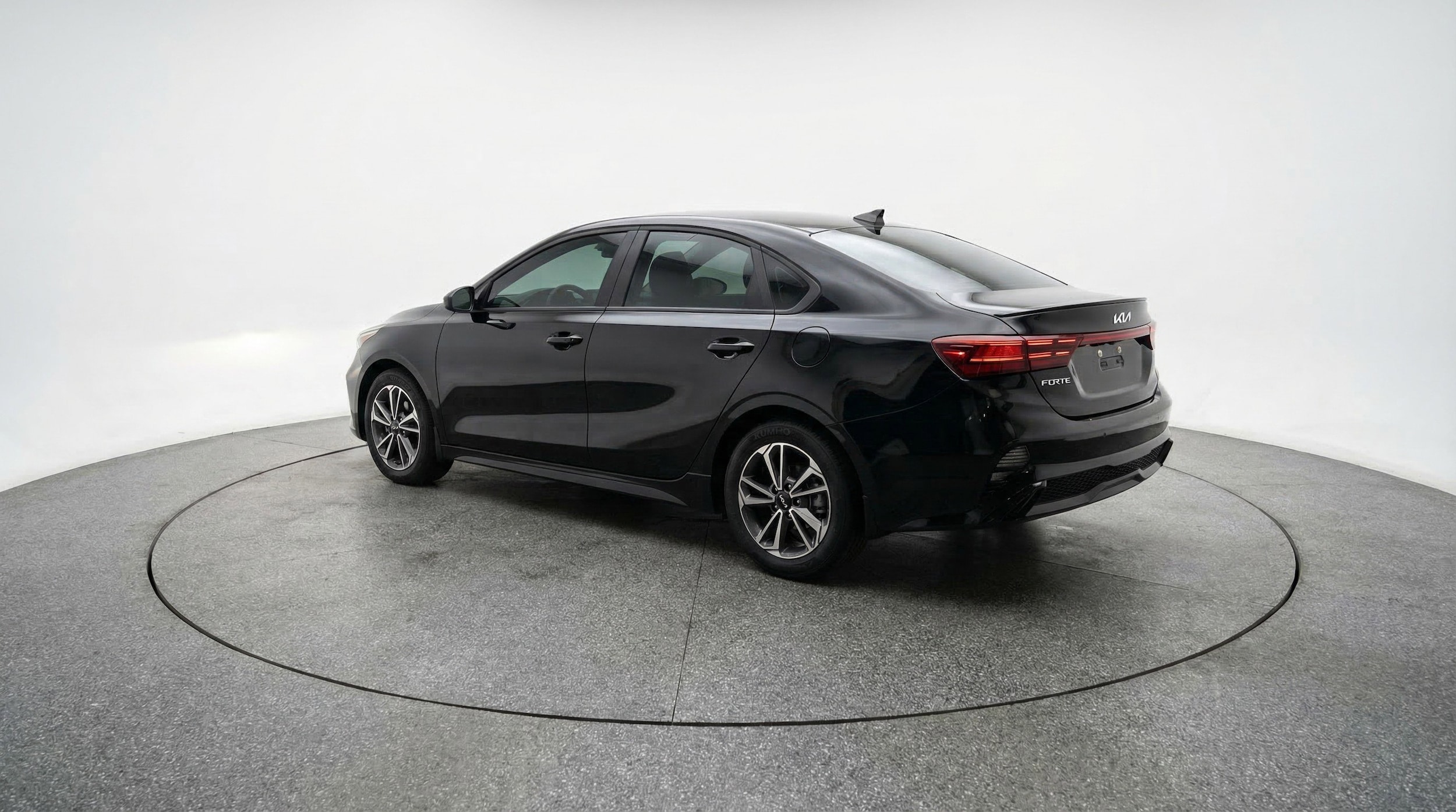 Thumbnail: 2024 Kia Forte - 6
