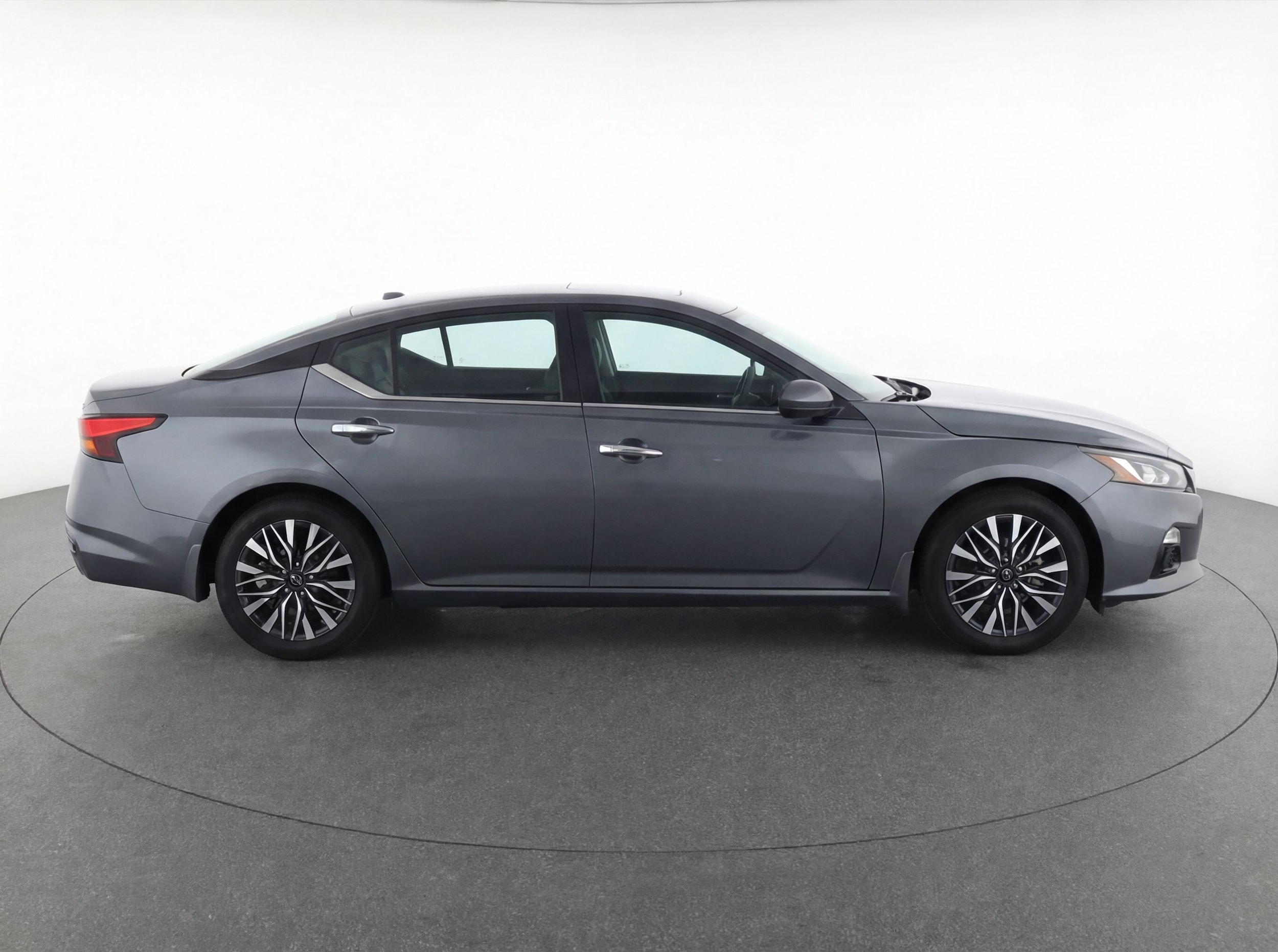 Thumbnail: 2024 Nissan Altima - 8