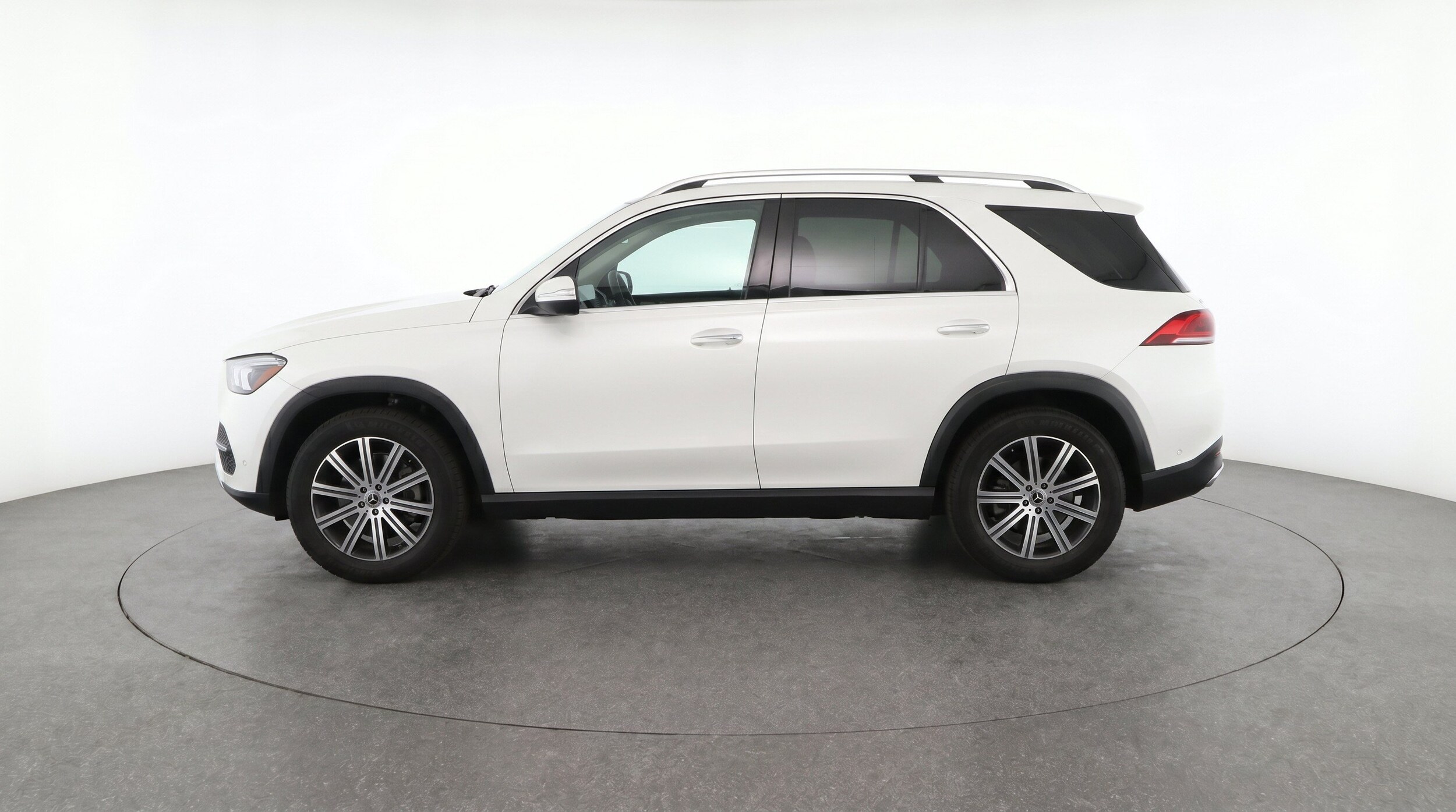Thumbnail: 2026 Mercedes-Benz GLE - 5