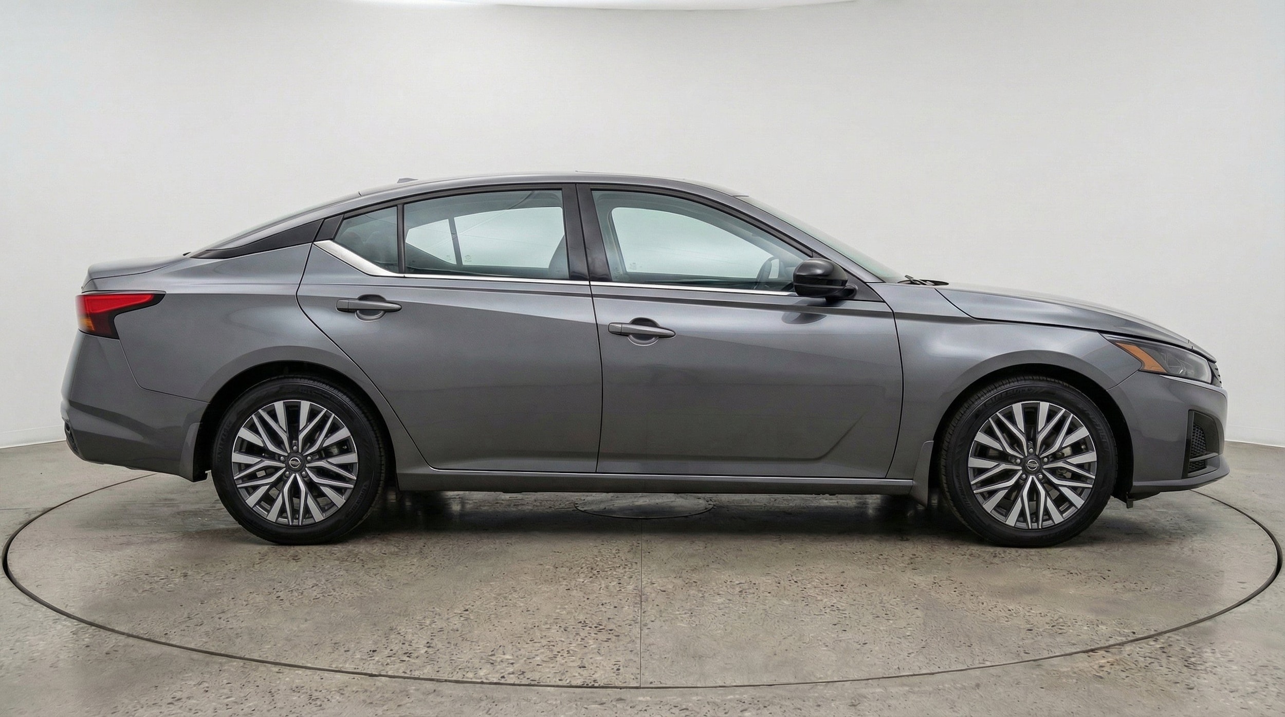 Thumbnail: 2025 Nissan Altima - 10
