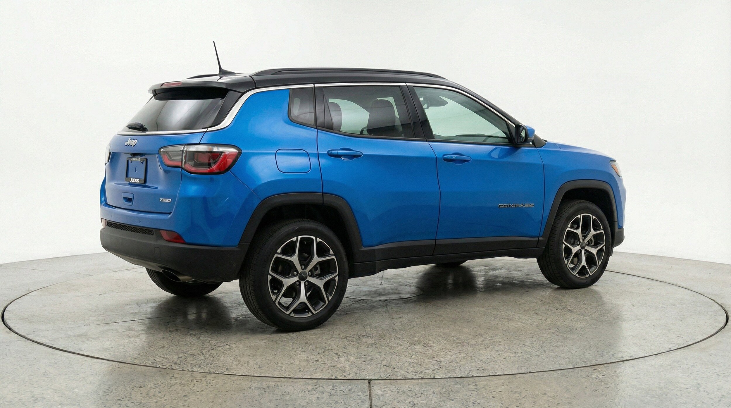 Thumbnail: 2025 Jeep Compass - 9