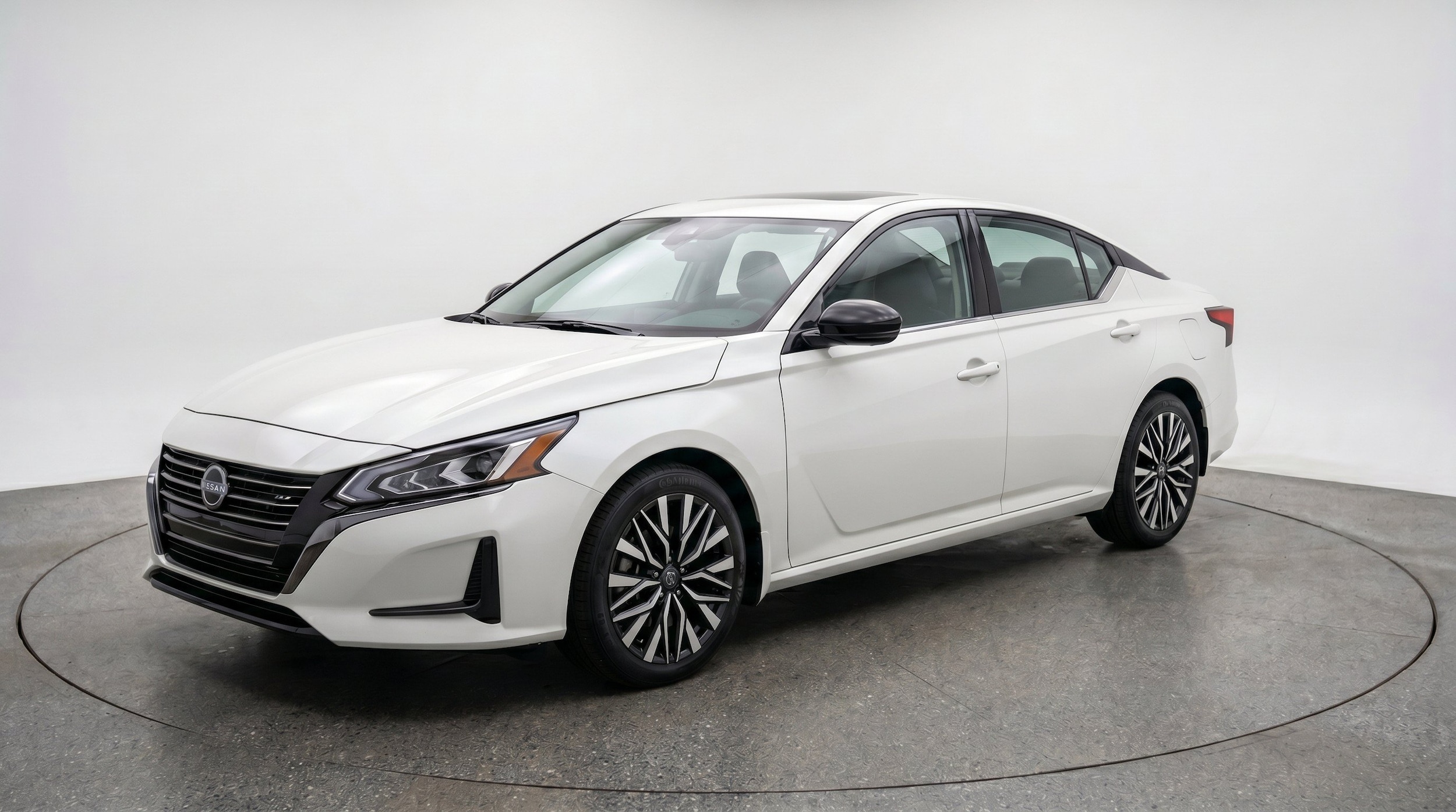 Thumbnail: 2025 Nissan Altima - 3