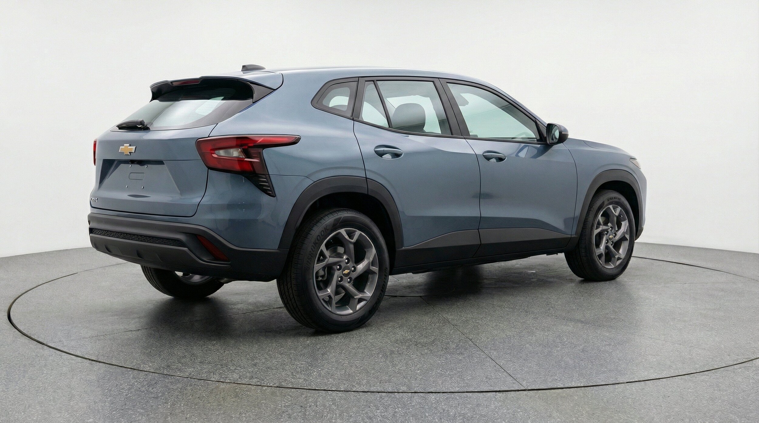 Thumbnail: 2025 Chevrolet Trax - 9