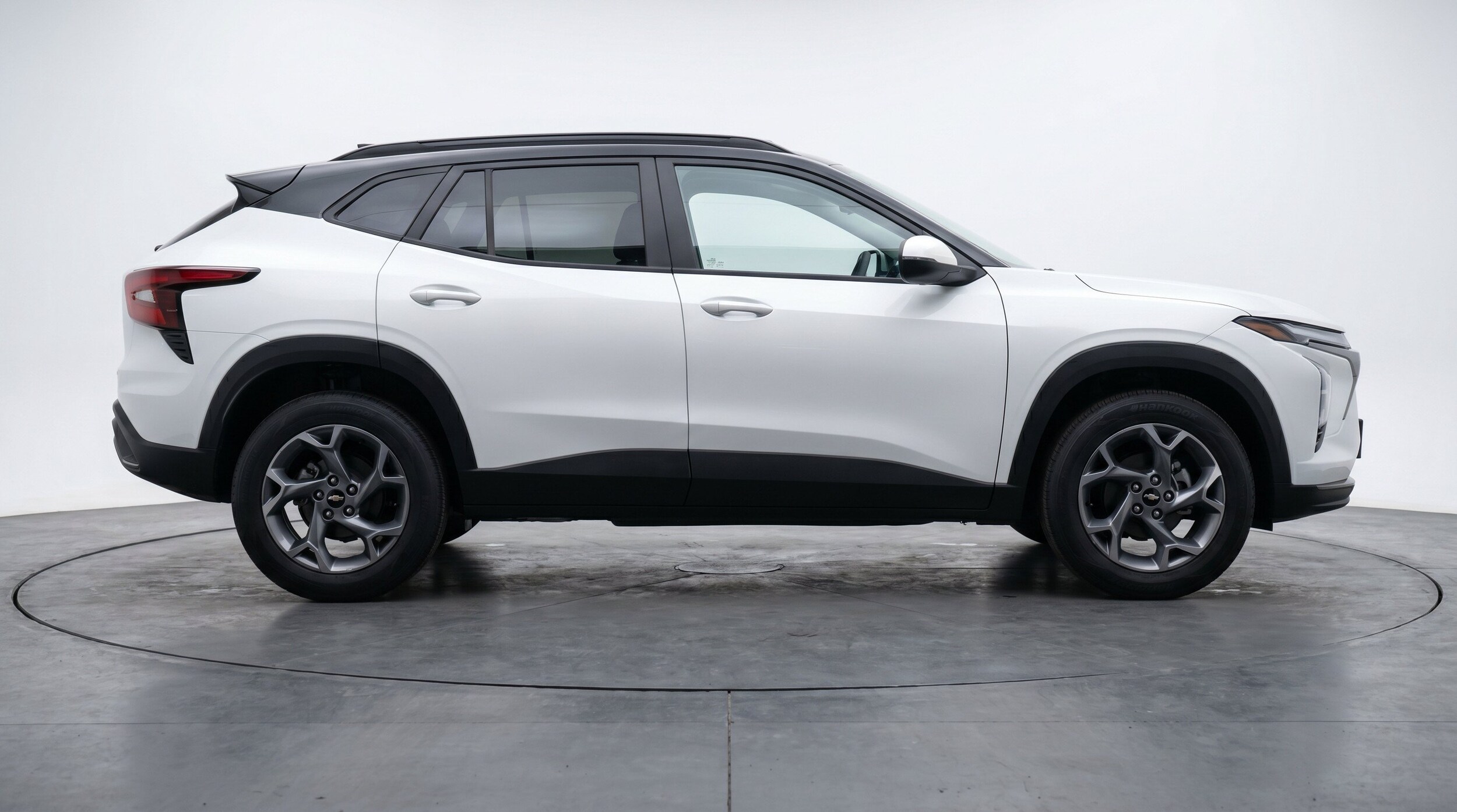 Thumbnail: 2025 Chevrolet Trax - 11