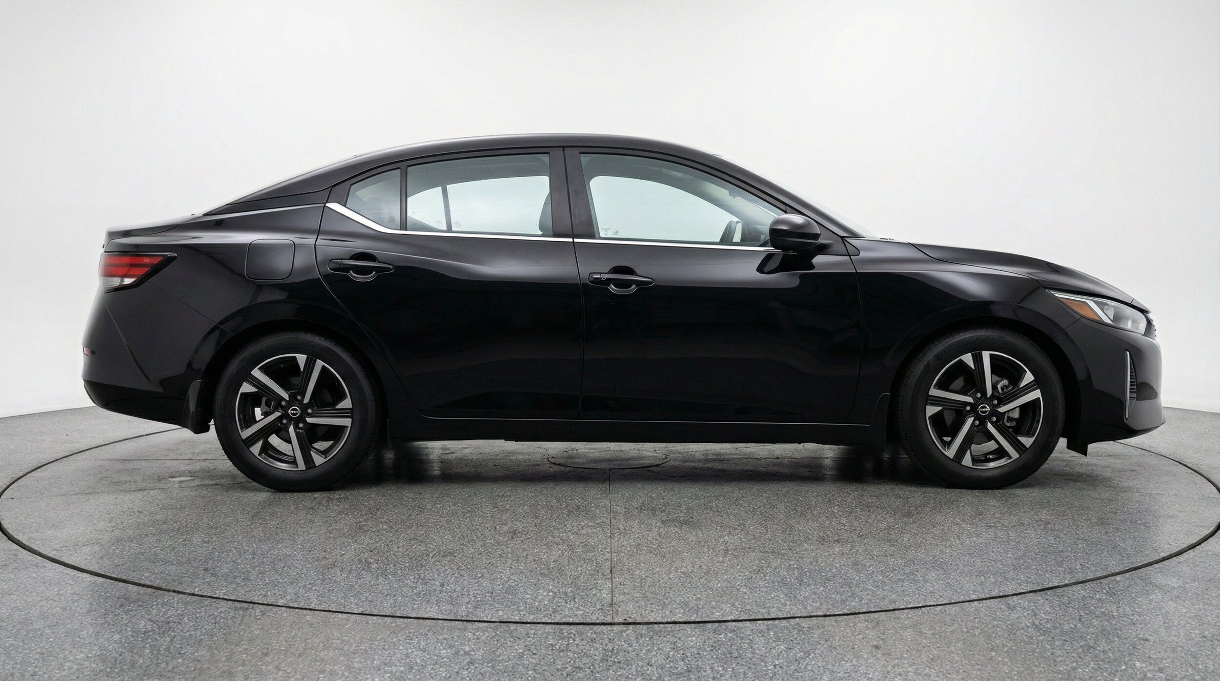 Thumbnail: 2025 Nissan Sentra - 11