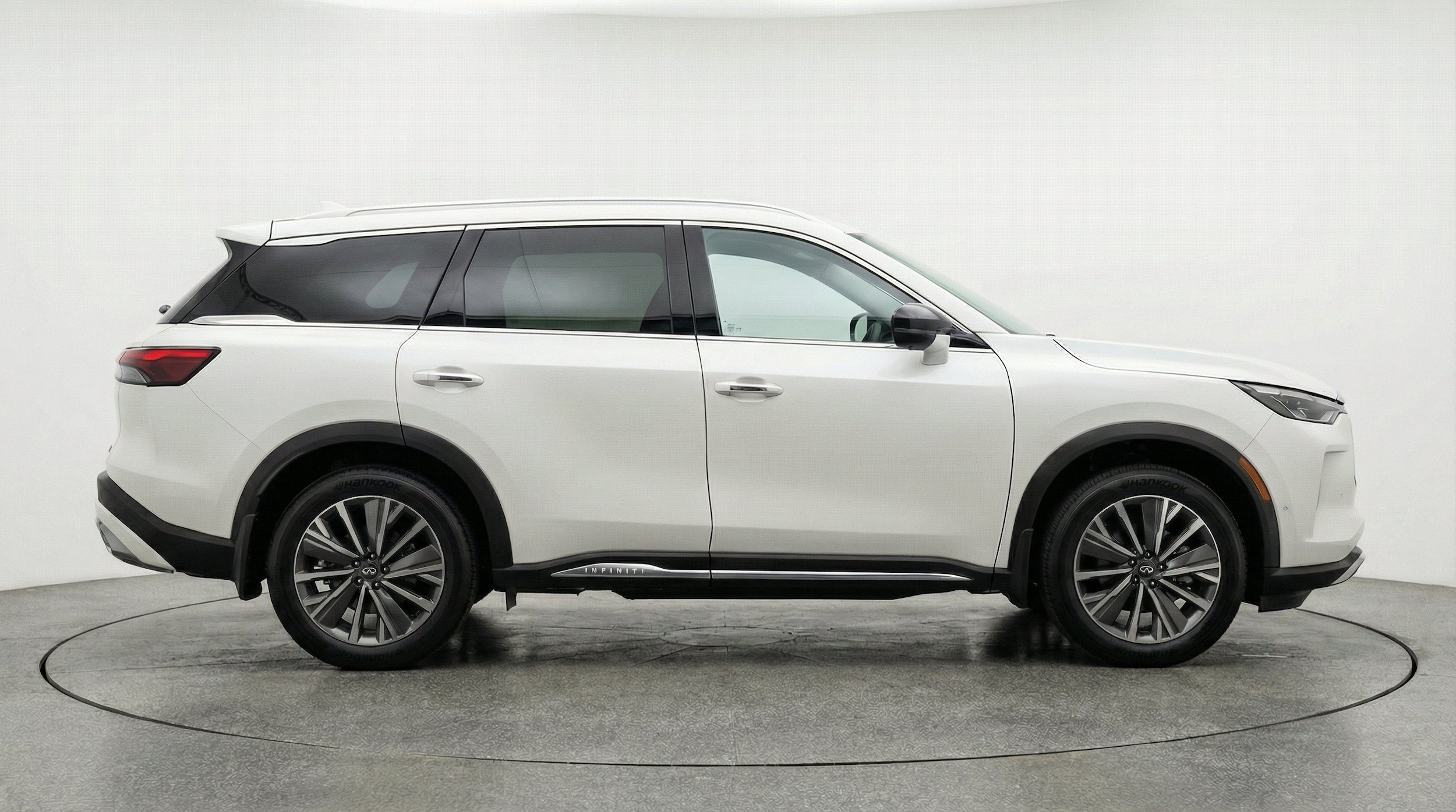 Thumbnail: 2026 INFINITI QX60 - 11
