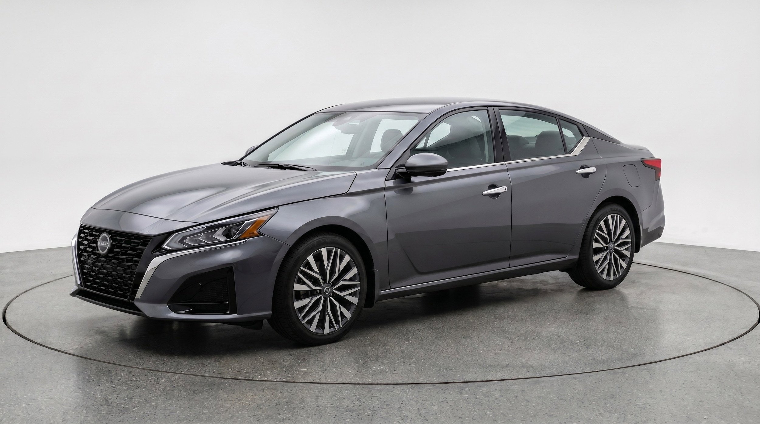 Thumbnail: 2025 Nissan Altima - 3