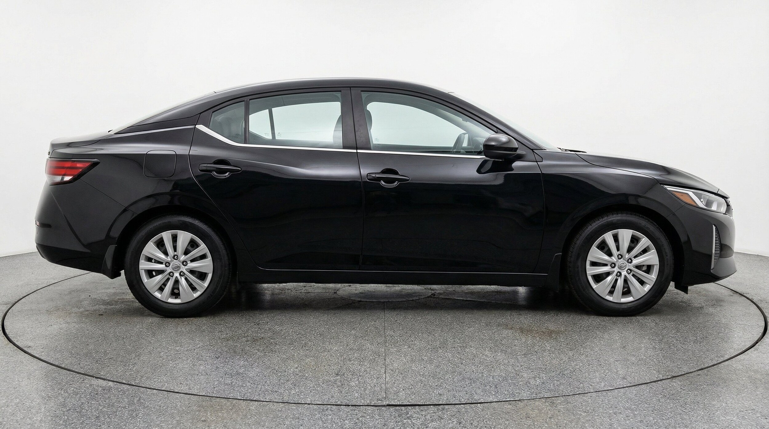 Thumbnail: 2025 Nissan Sentra - 11