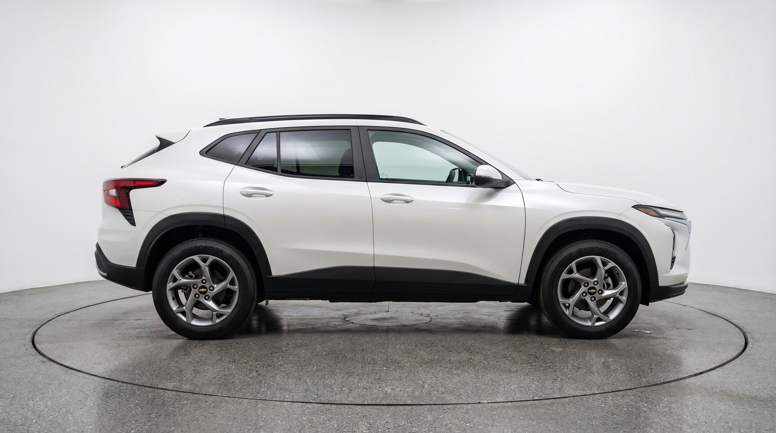 Thumbnail: 2025 Chevrolet Trax - 11