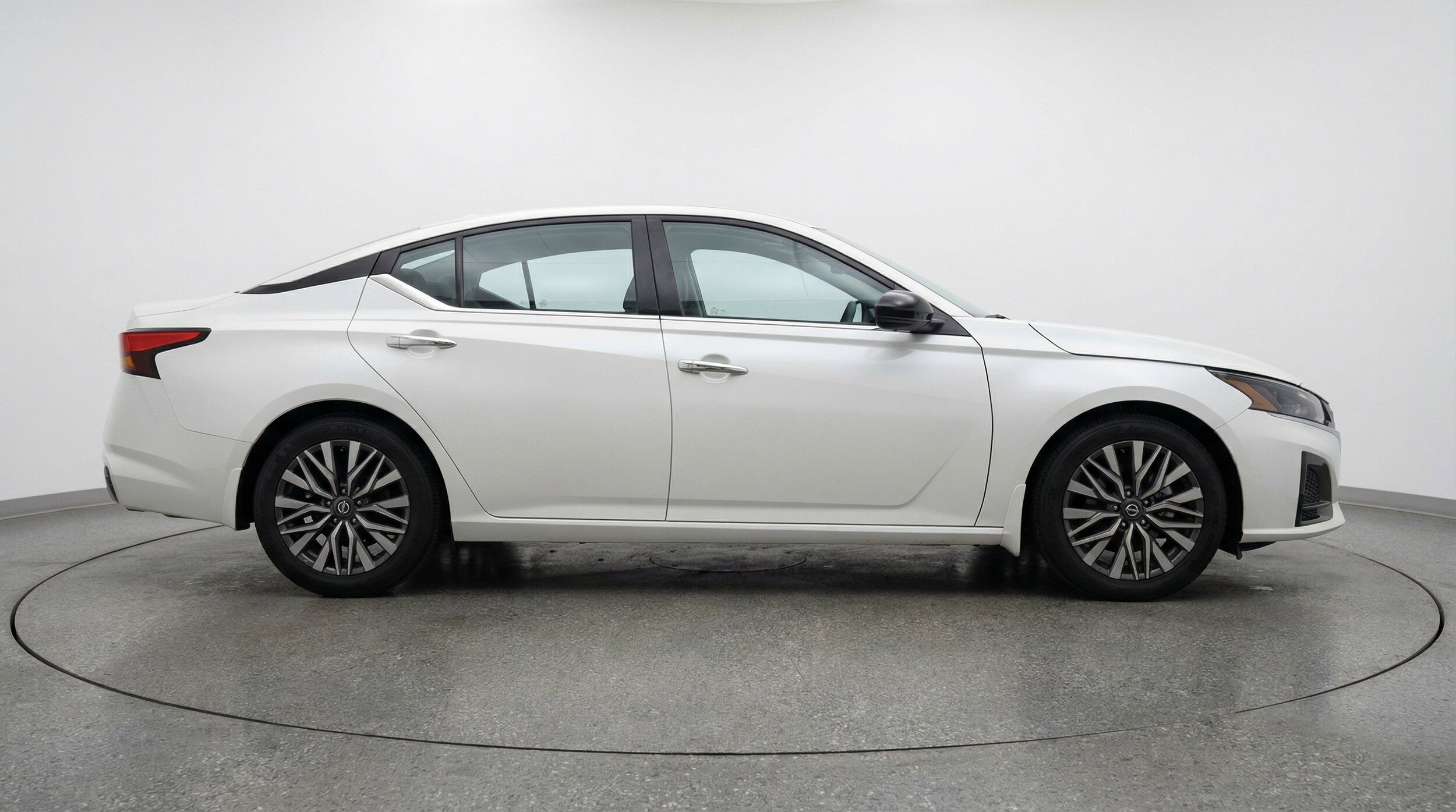 Thumbnail: 2025 Nissan Altima - 11