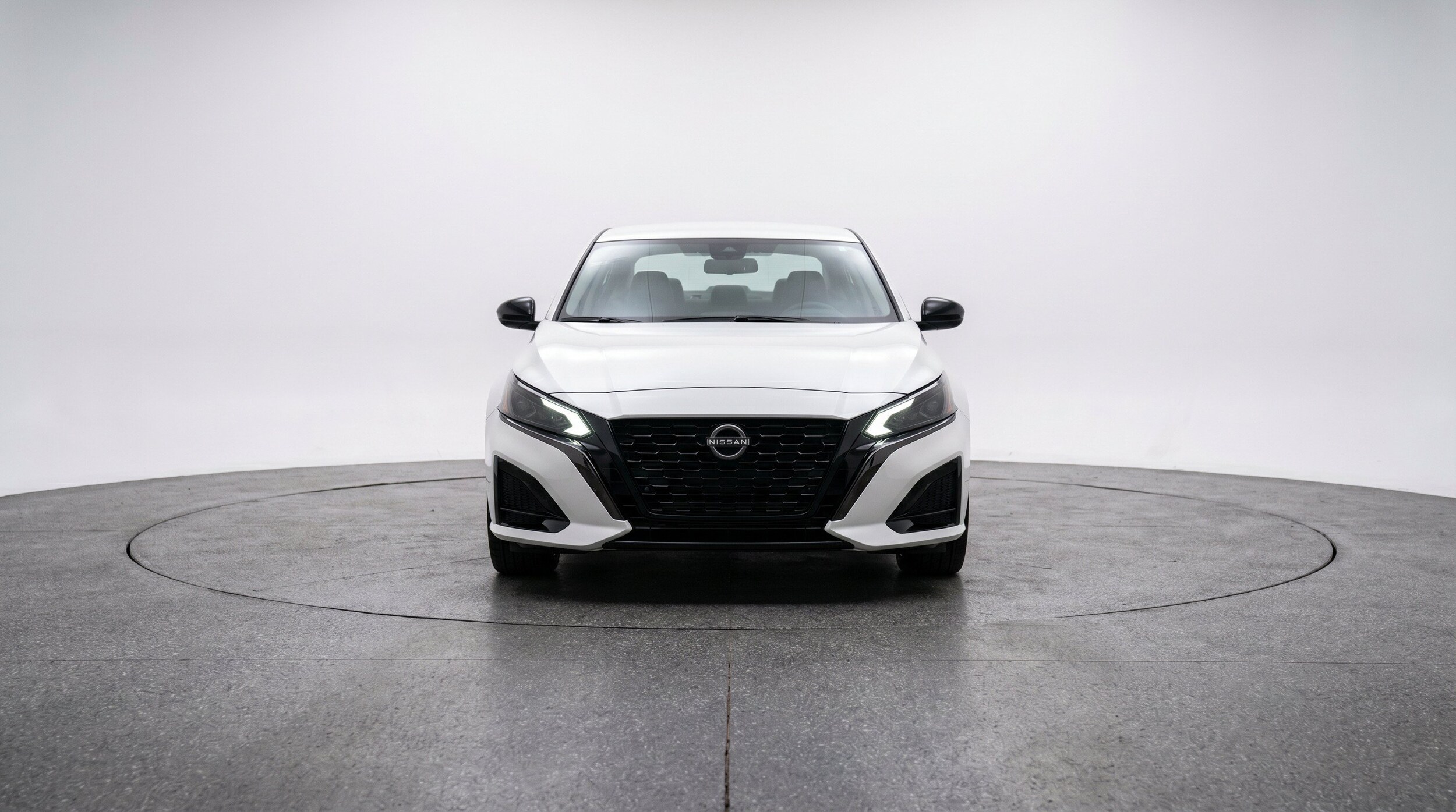 Thumbnail: 2025 Nissan Altima - 2