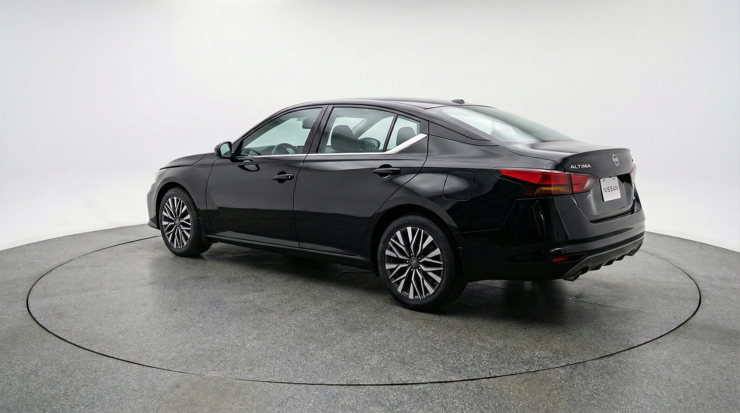 Thumbnail: 2025 Nissan Altima - 5