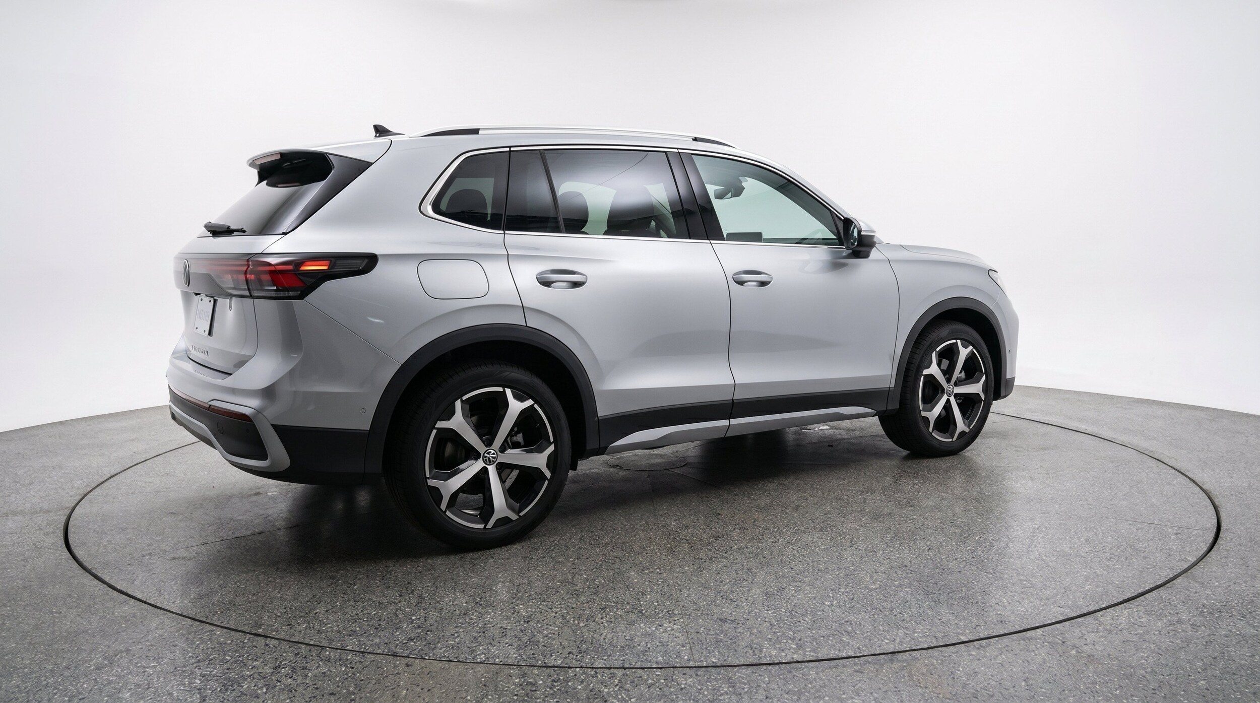 Thumbnail: 2026 Volkswagen Tiguan - 9