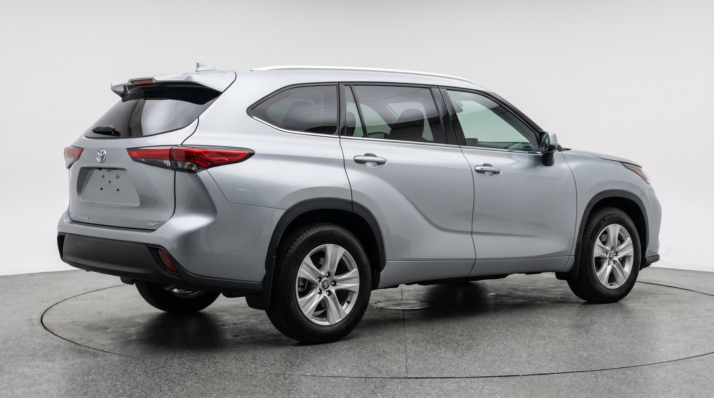 Thumbnail: 2025 Toyota Highlander - 9