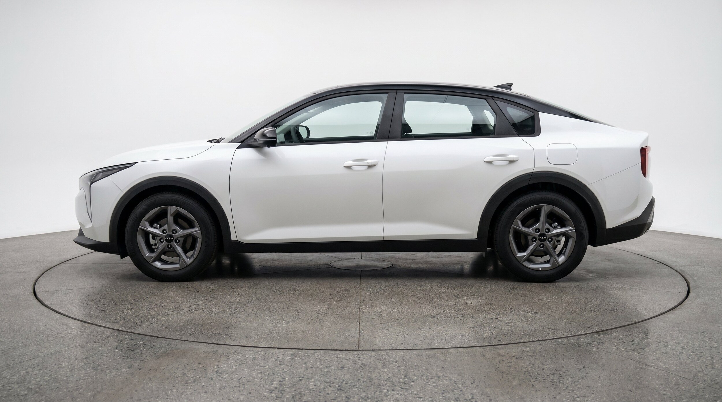 Thumbnail: 2026 Kia K4 - 5