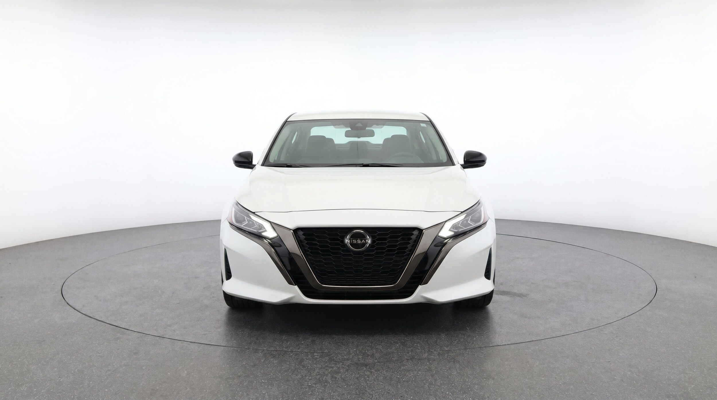 Thumbnail: 2025 Nissan Altima - 2