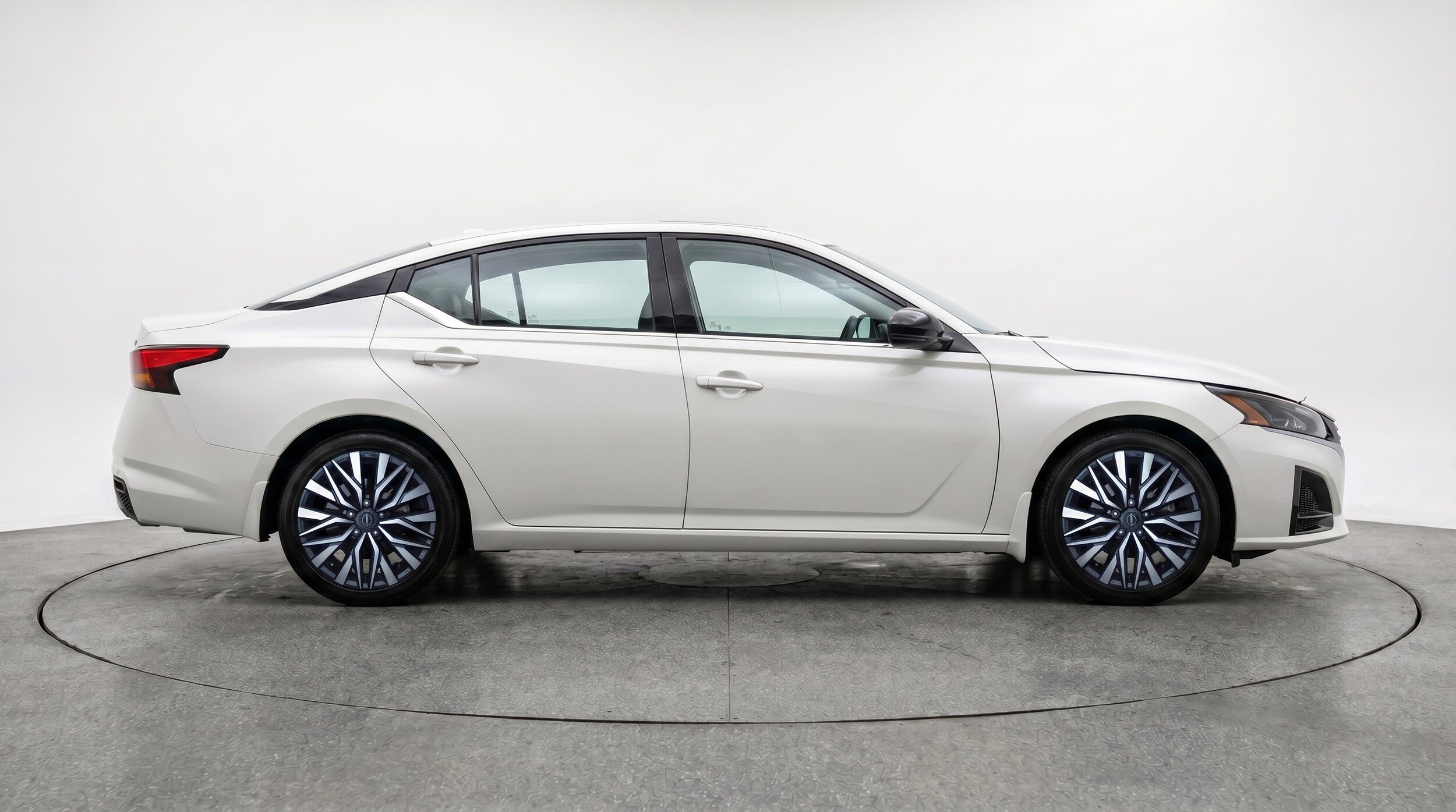Thumbnail: 2025 Nissan Altima - 11