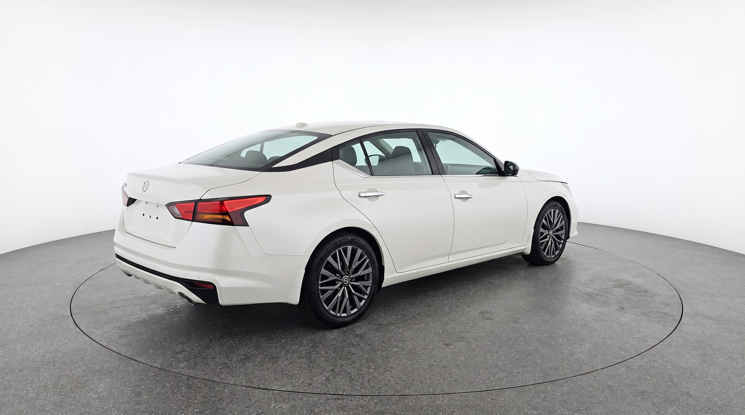 Thumbnail: 2025 Nissan Altima - 9