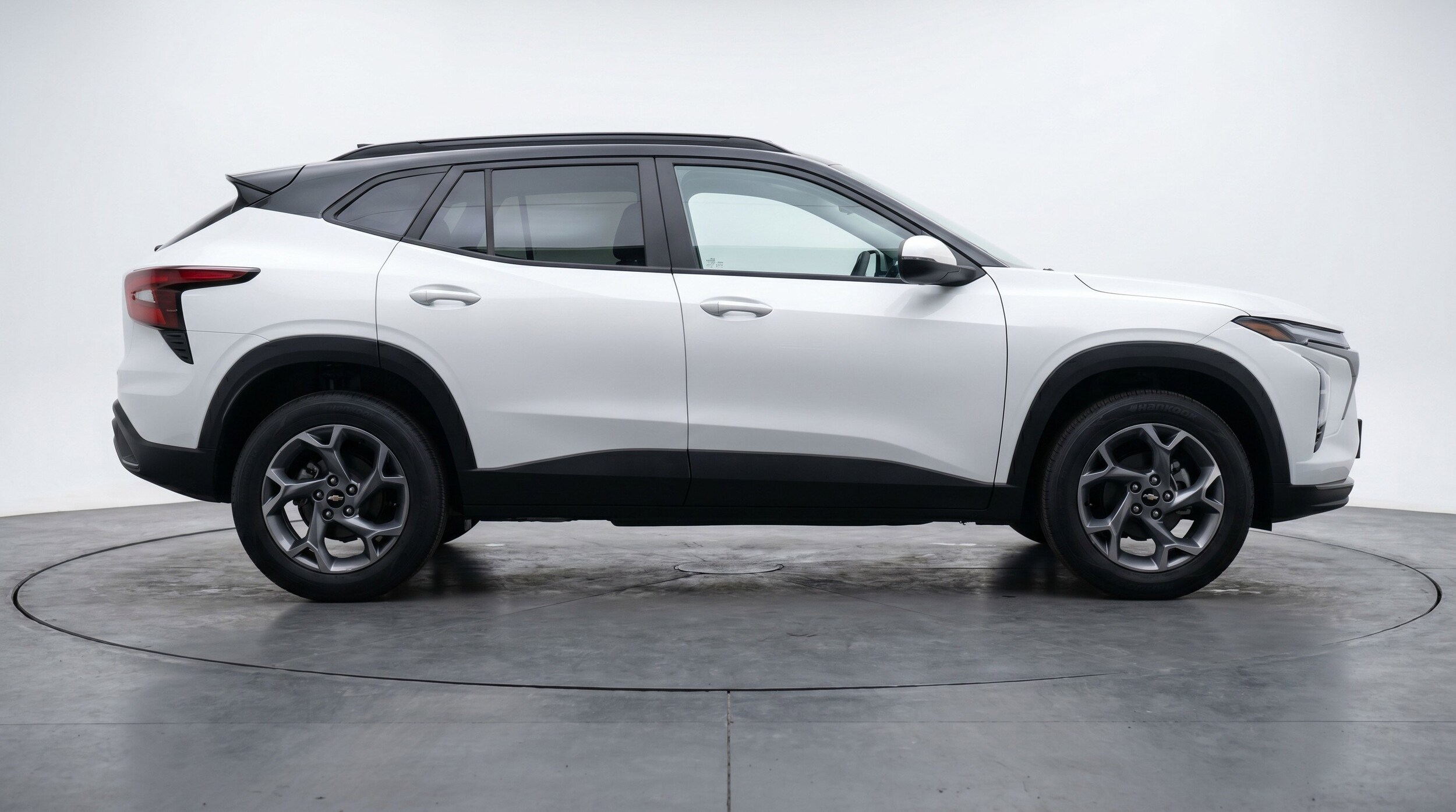 Thumbnail: 2025 Chevrolet Trax - 11