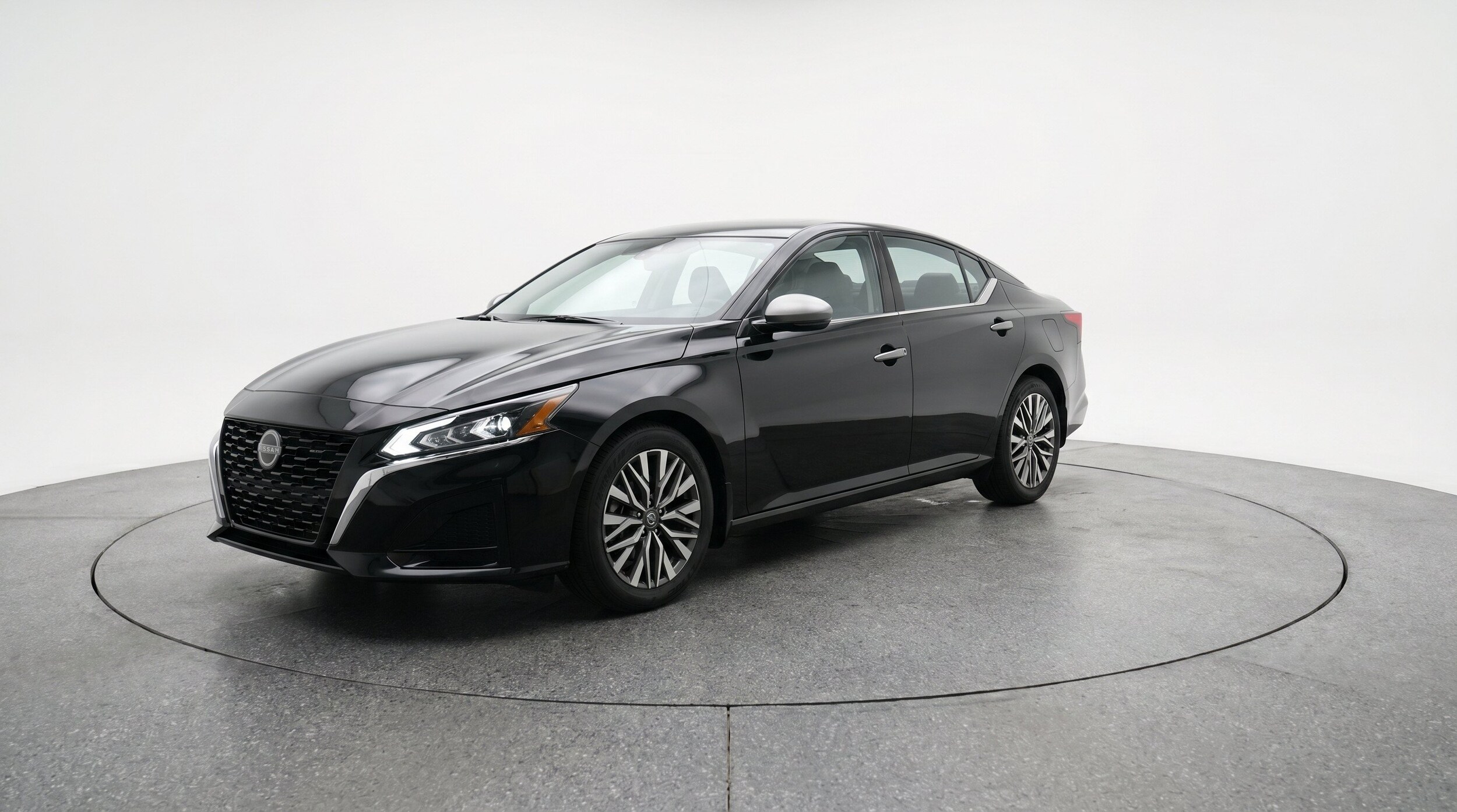 Thumbnail: 2026 Nissan Altima - 3