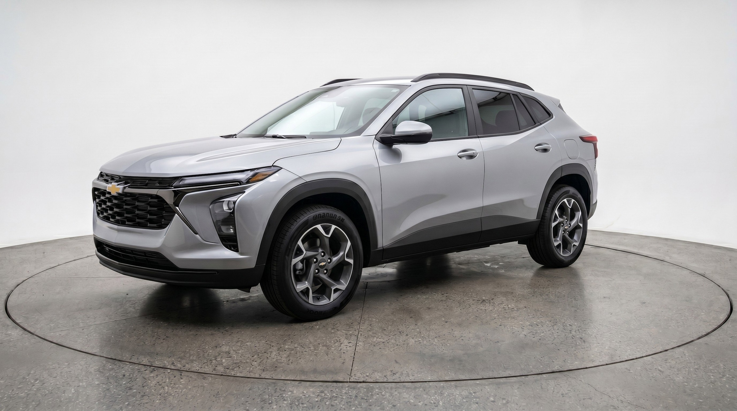 Thumbnail: 2025 Chevrolet Trax - 3
