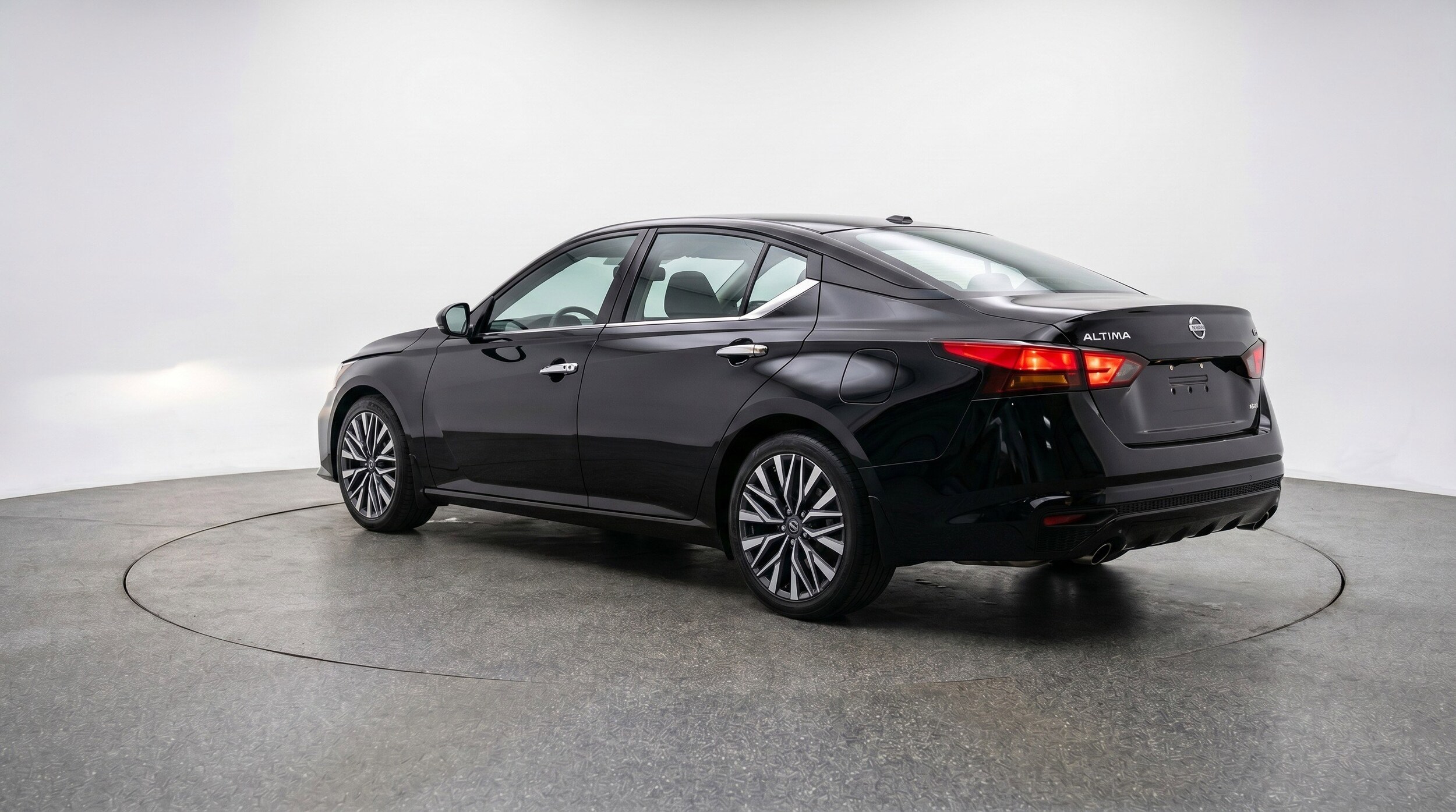 Thumbnail: 2025 Nissan Altima - 6