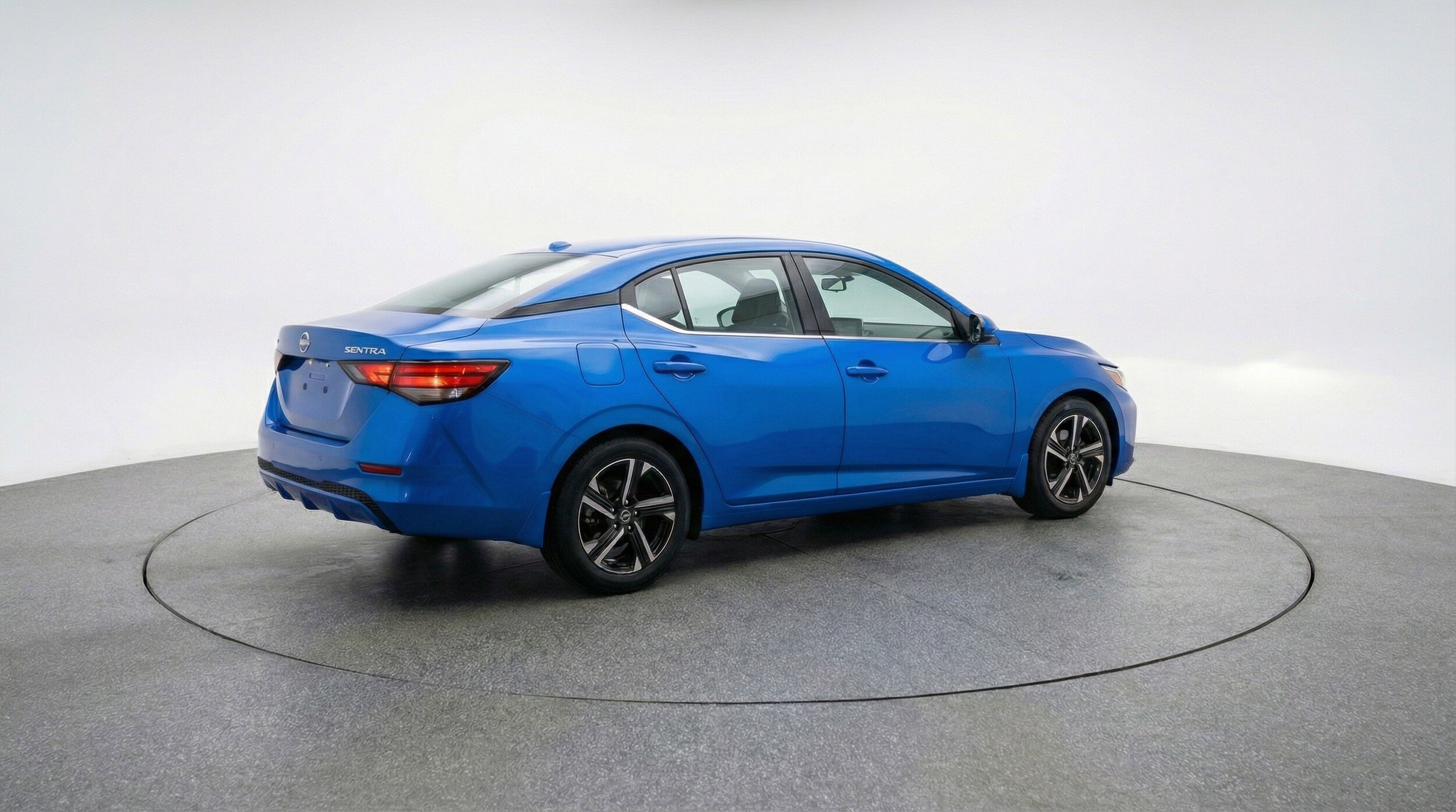 Thumbnail: 2025 Nissan Sentra - 9