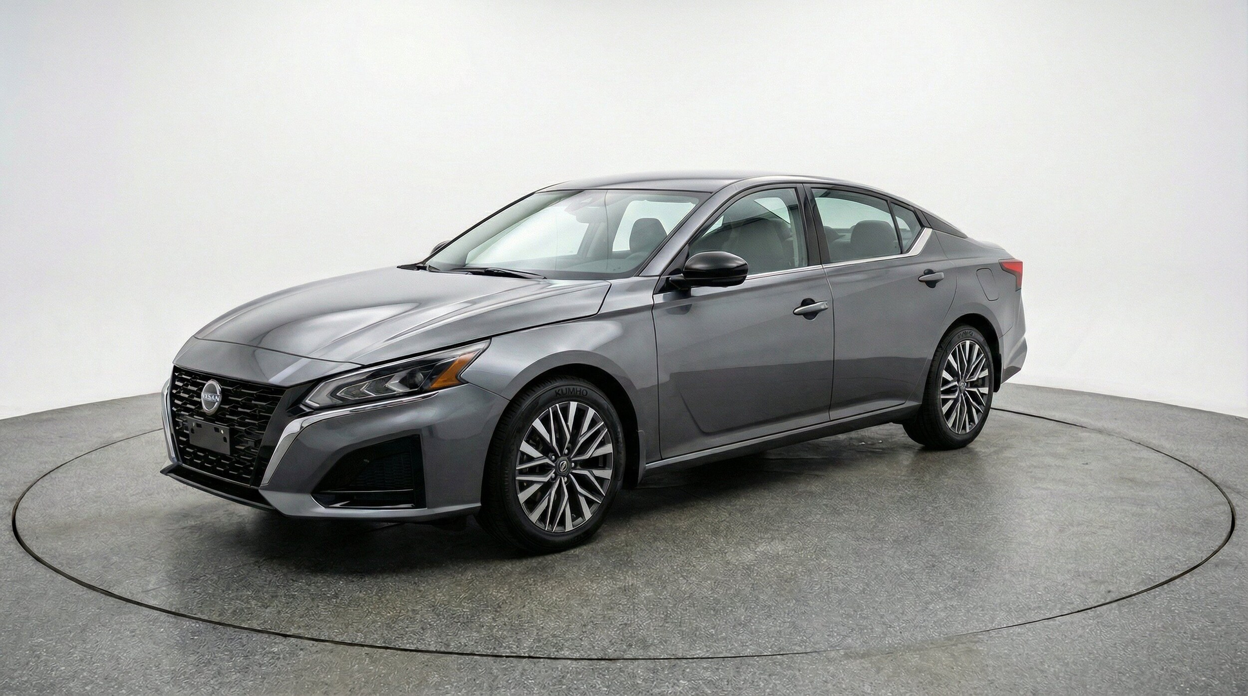 Thumbnail: 2025 Nissan Altima - 3