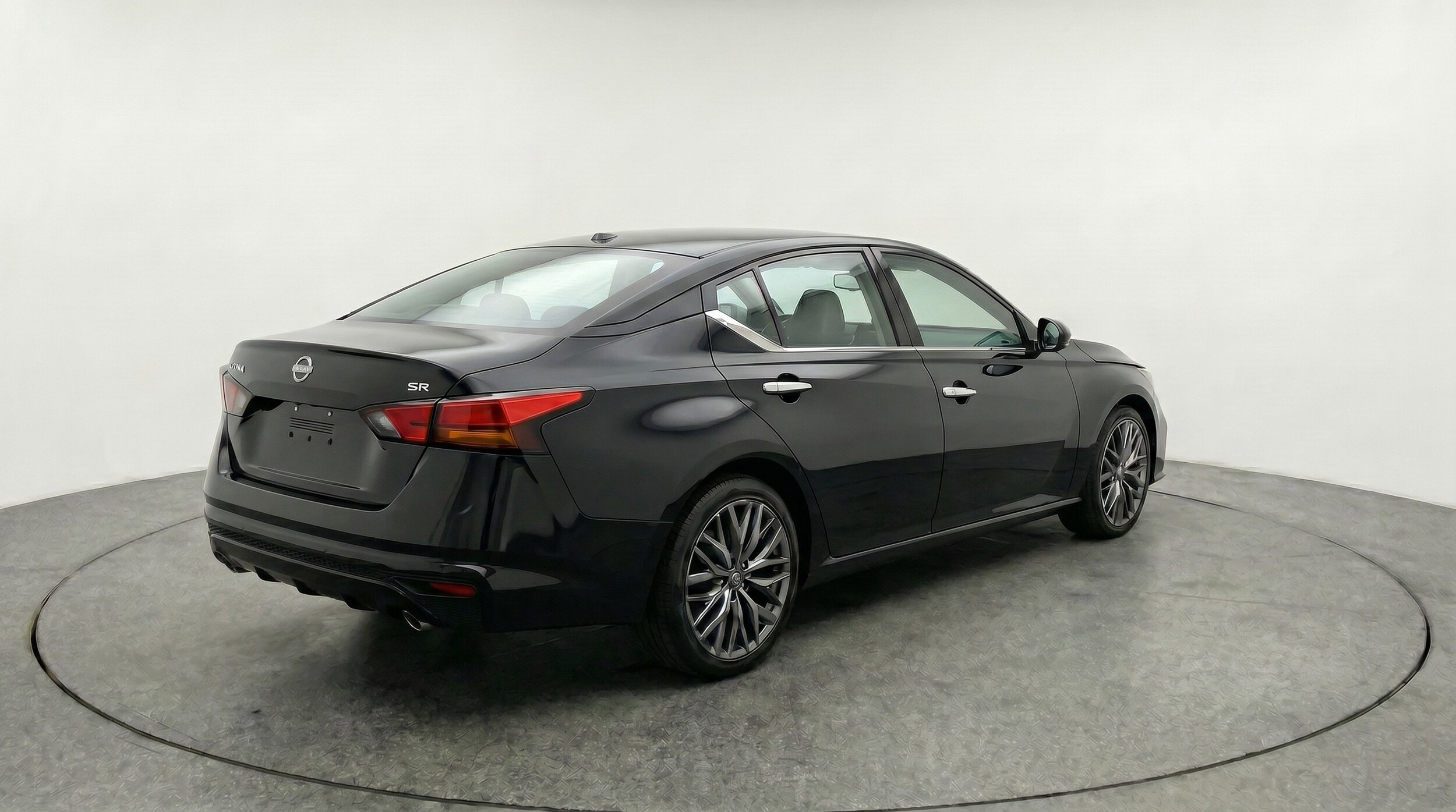 Thumbnail: 2025 Nissan Altima - 9