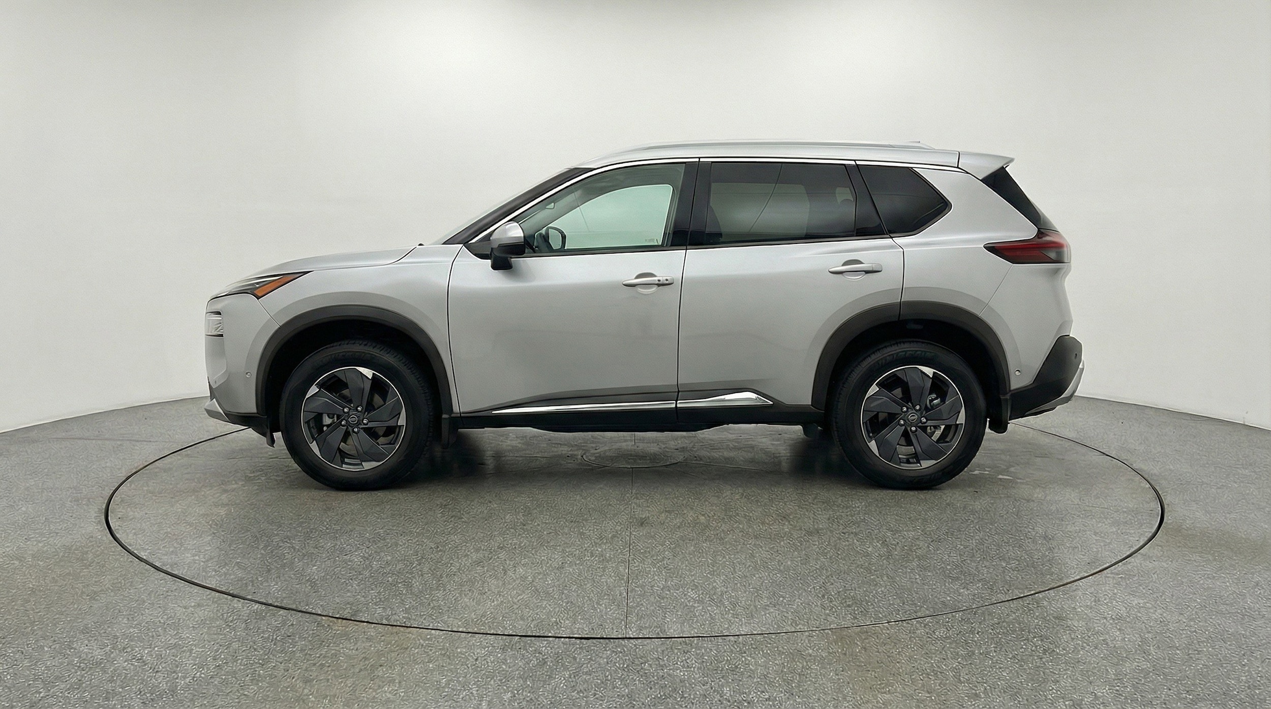 Thumbnail: 2025 Nissan Rogue - 5
