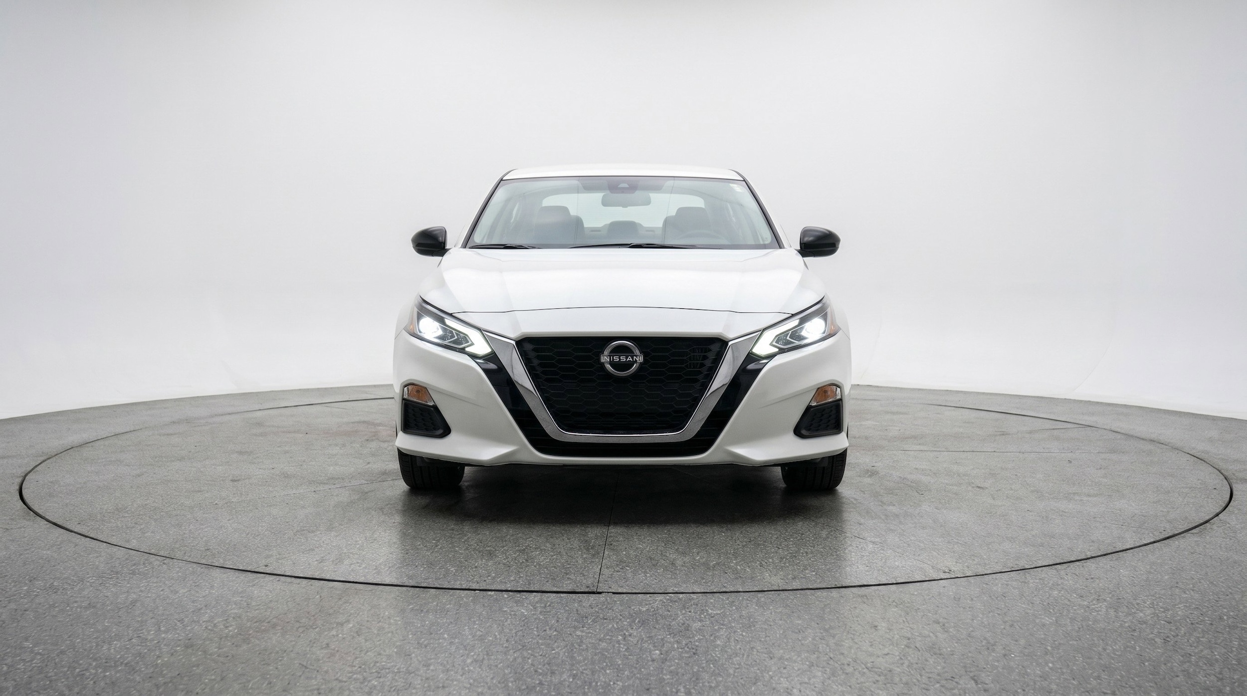 Thumbnail: 2025 Nissan Altima - 2