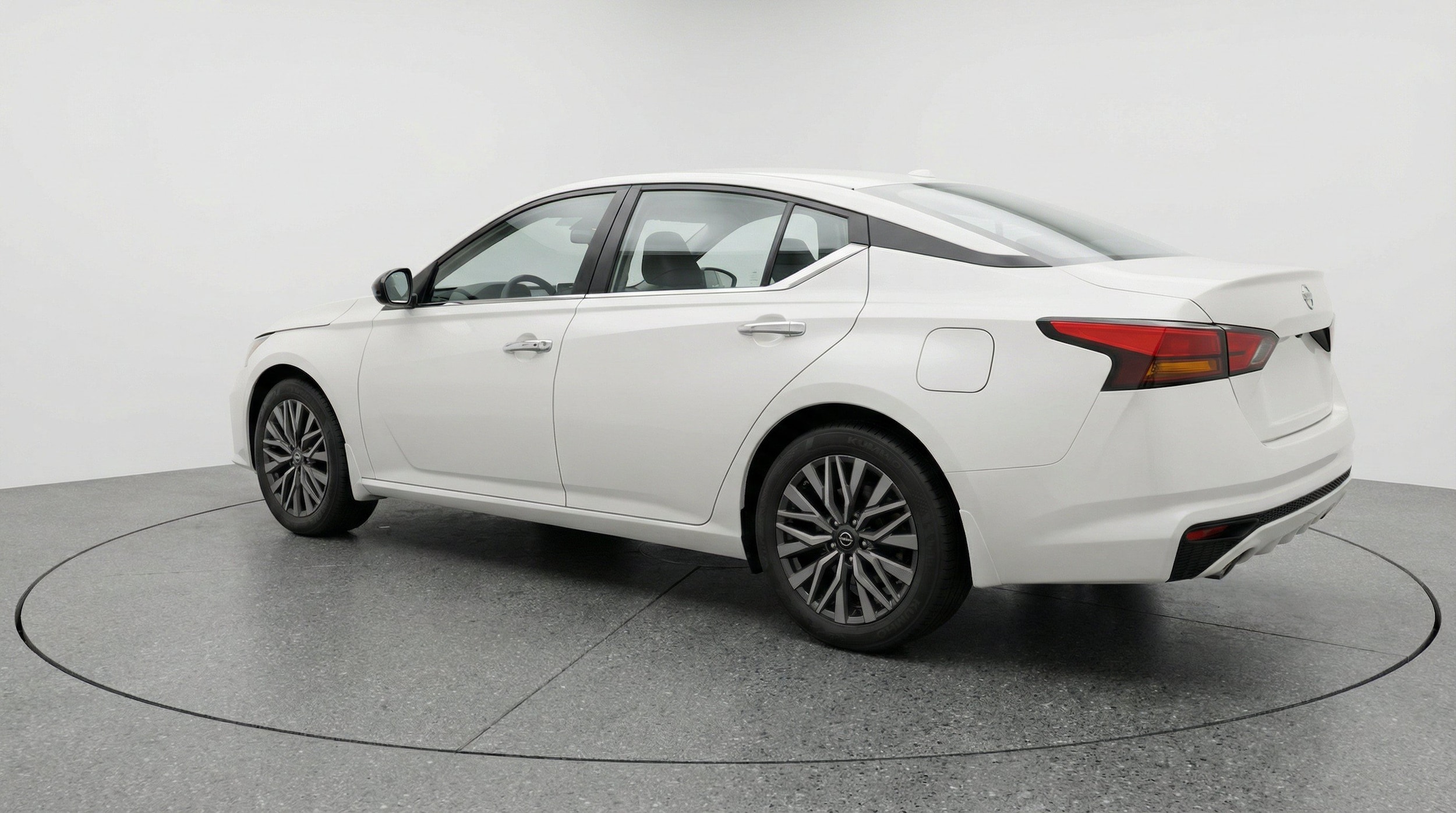 Thumbnail: 2025 Nissan Altima - 6