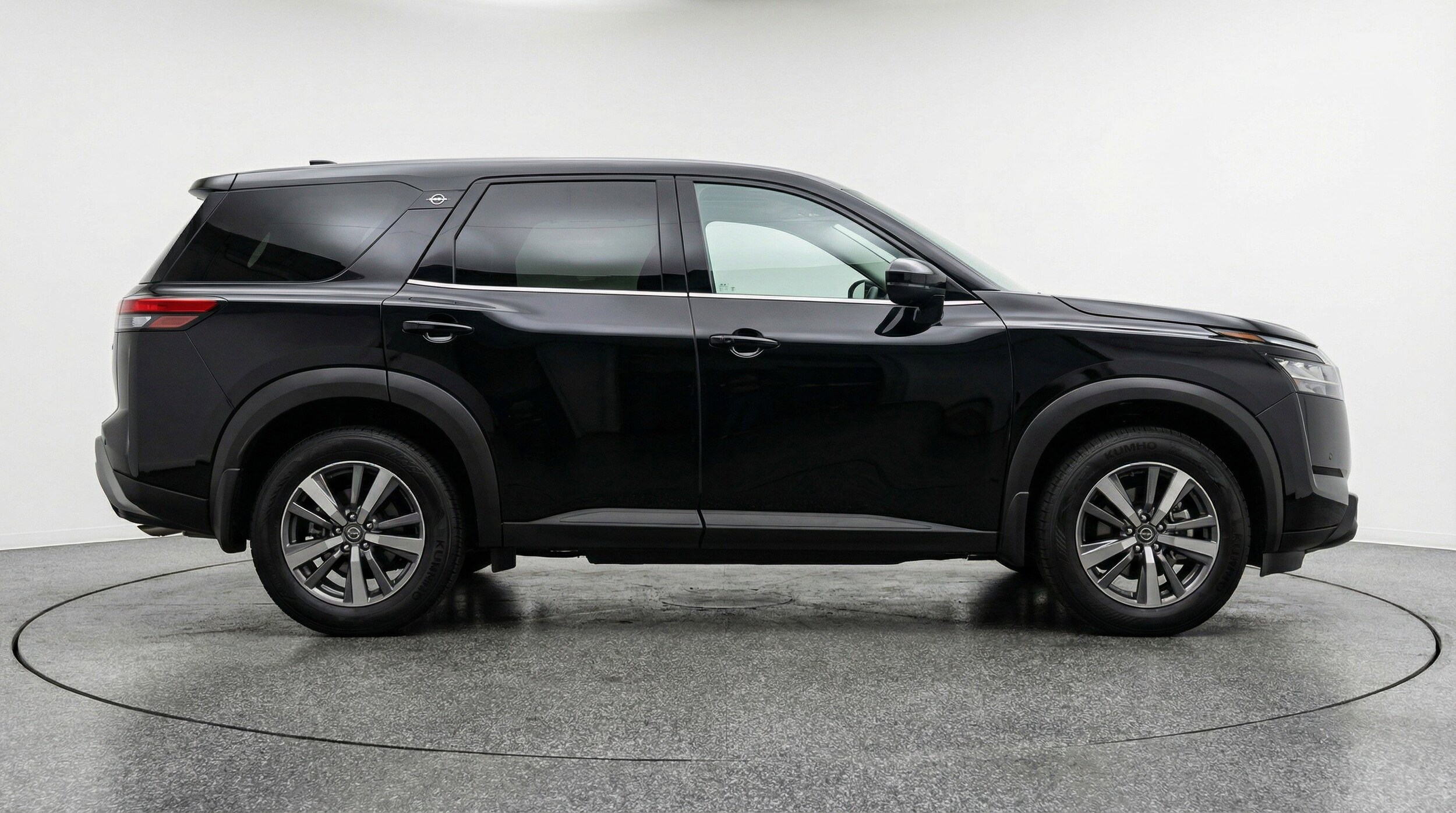 Thumbnail: 2025 Nissan Pathfinder - 11