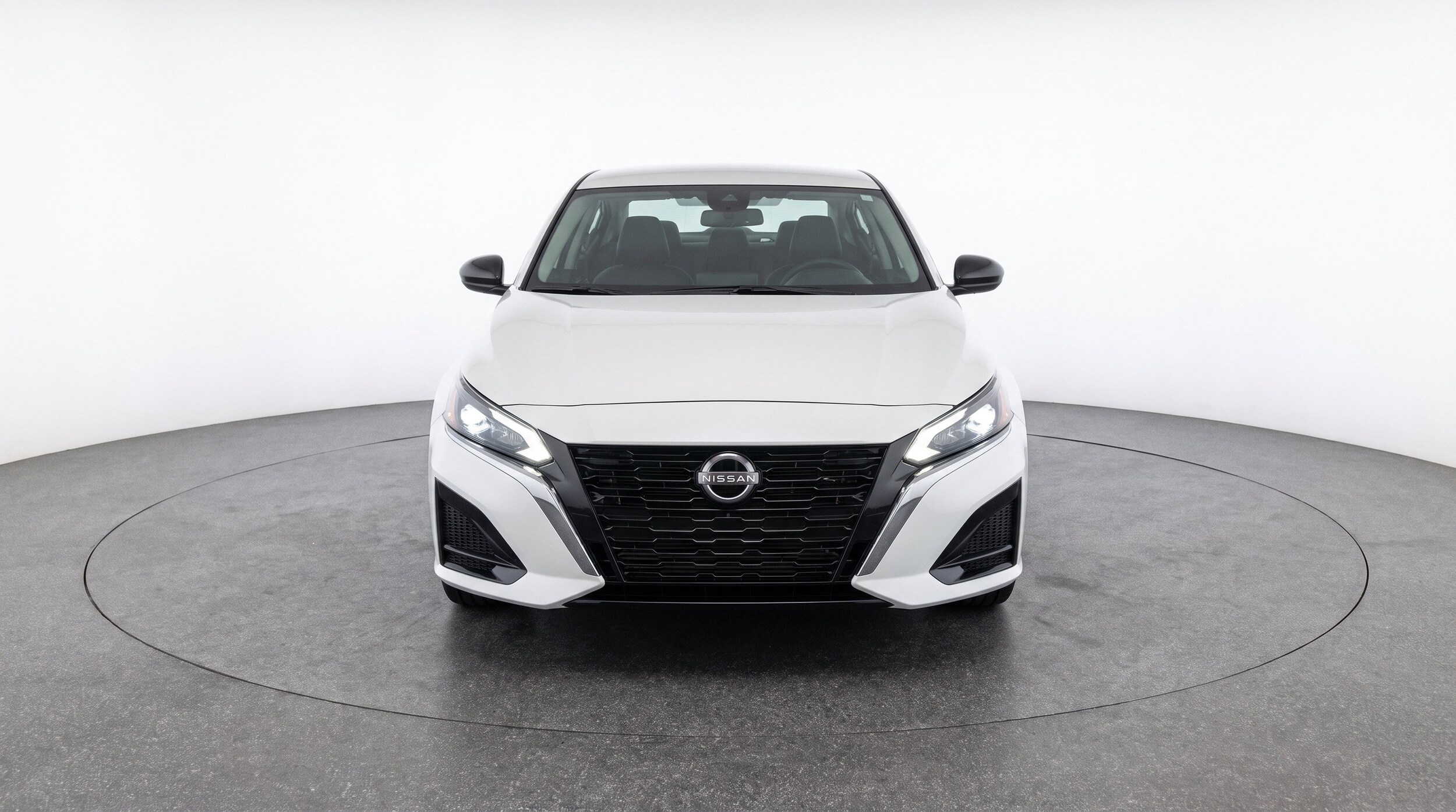 Thumbnail: 2025 Nissan Altima - 2