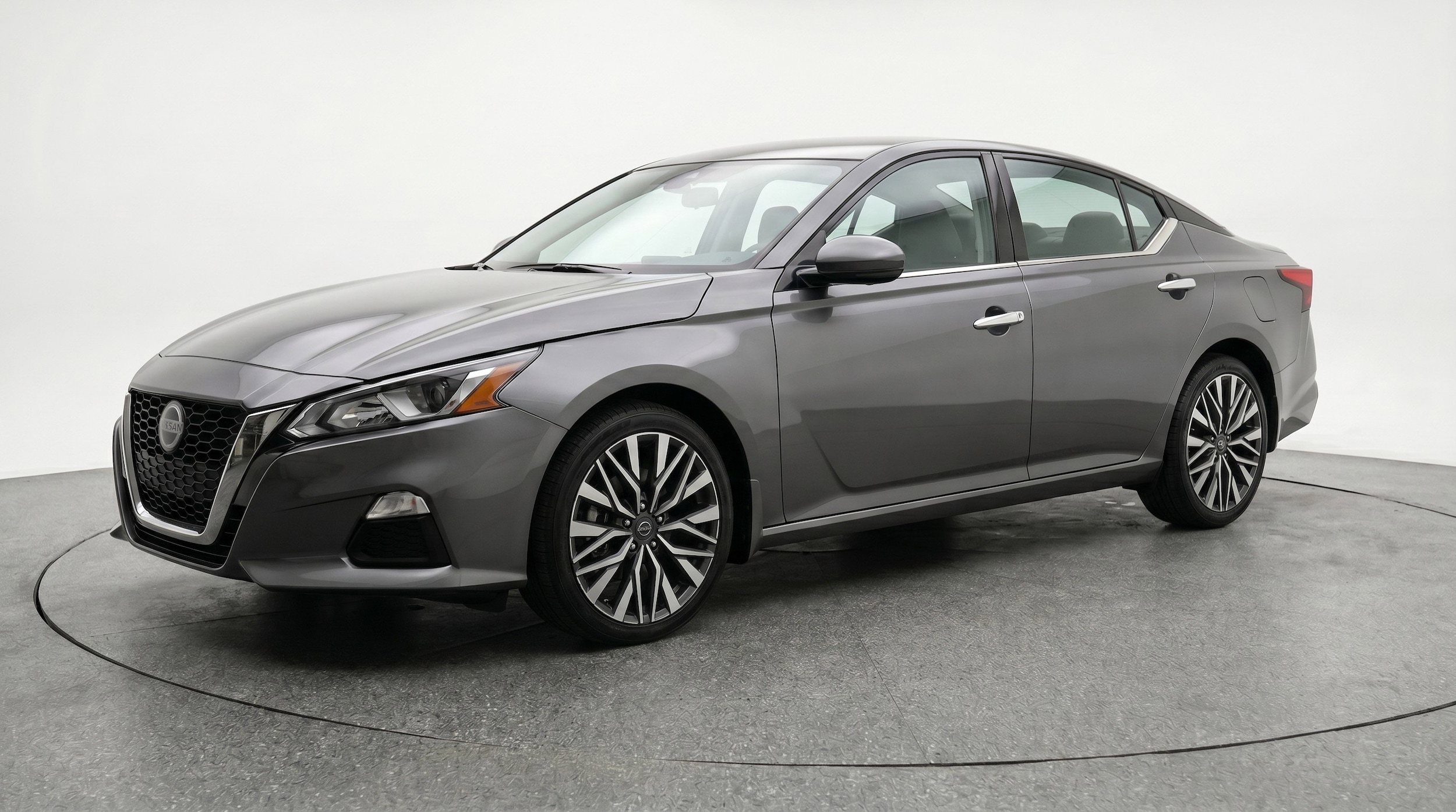 Thumbnail: 2025 Nissan Altima - 3