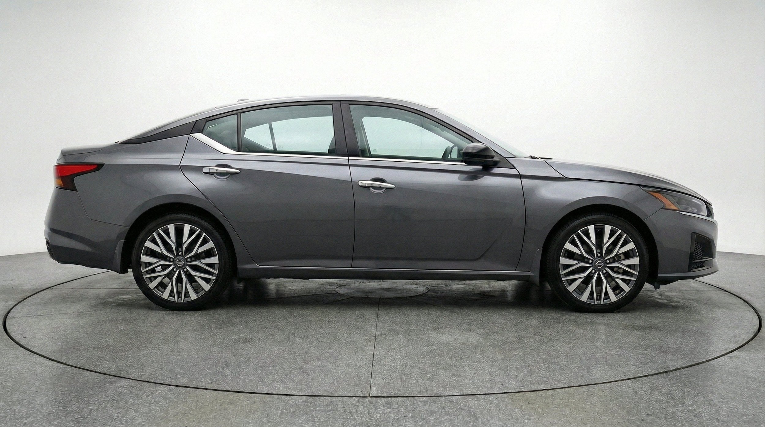 Thumbnail: 2025 Nissan Altima - 11