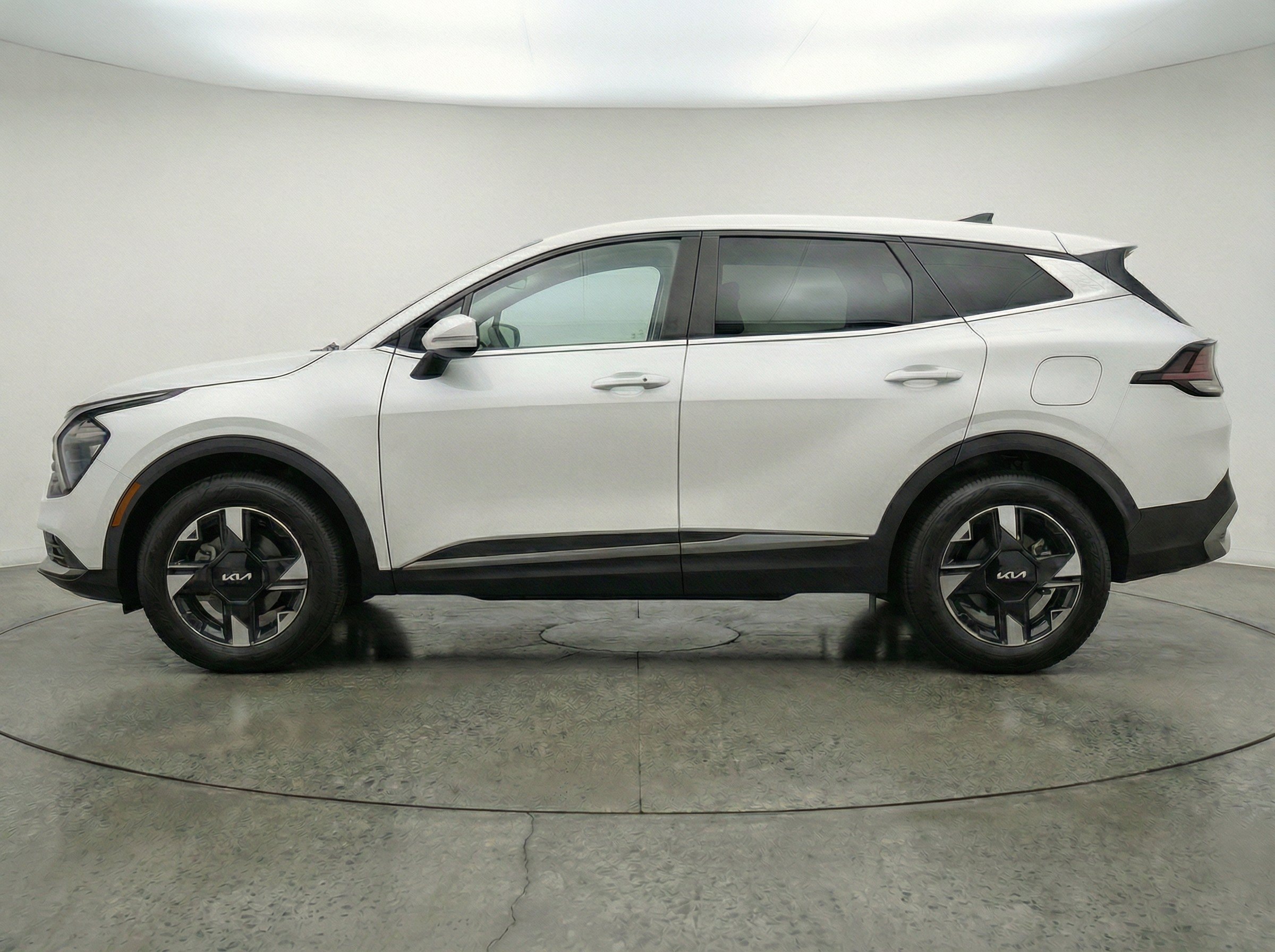 Thumbnail: 2026 Kia Sportage - 5